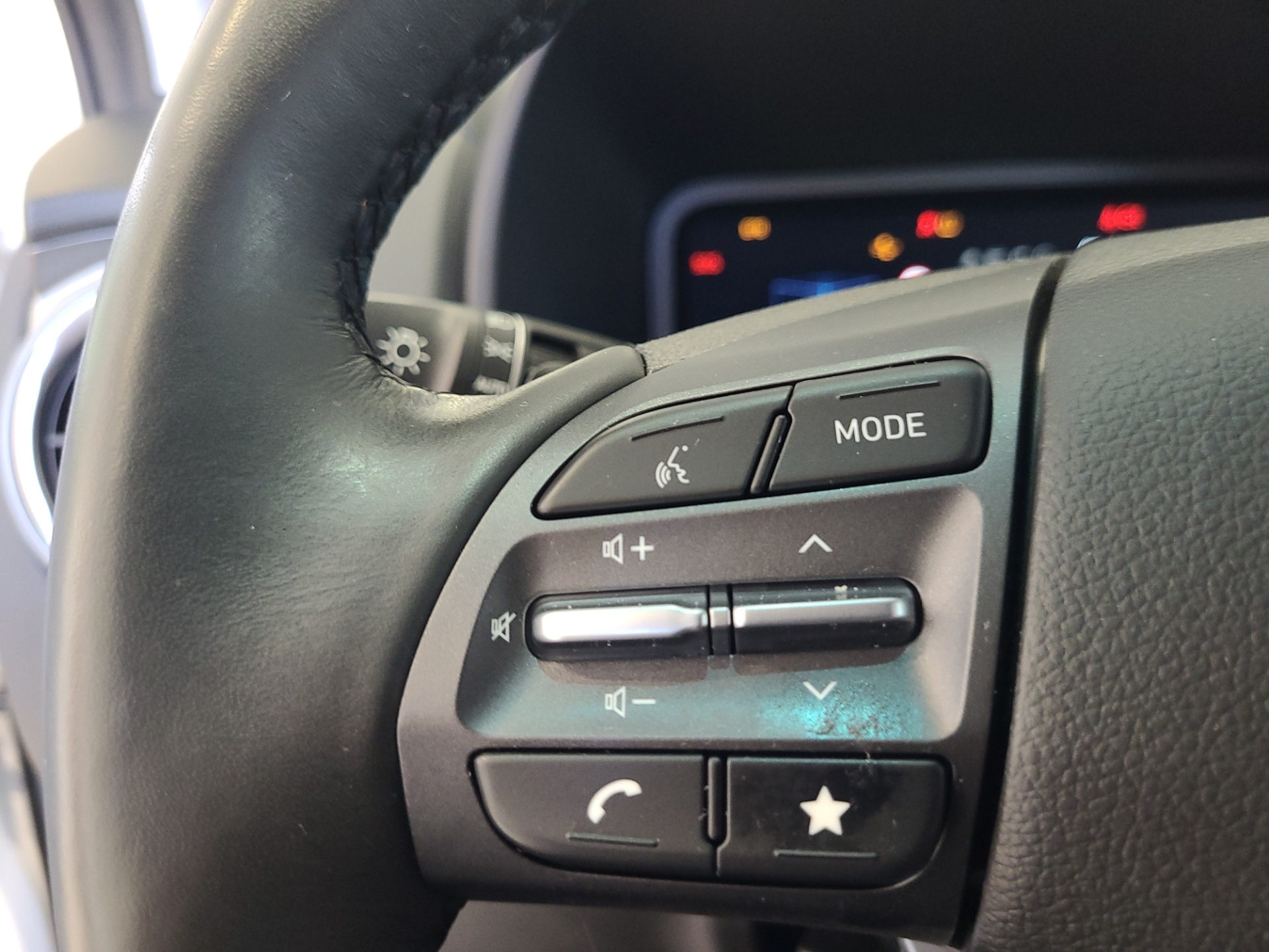HYUNDAI Kona 2024