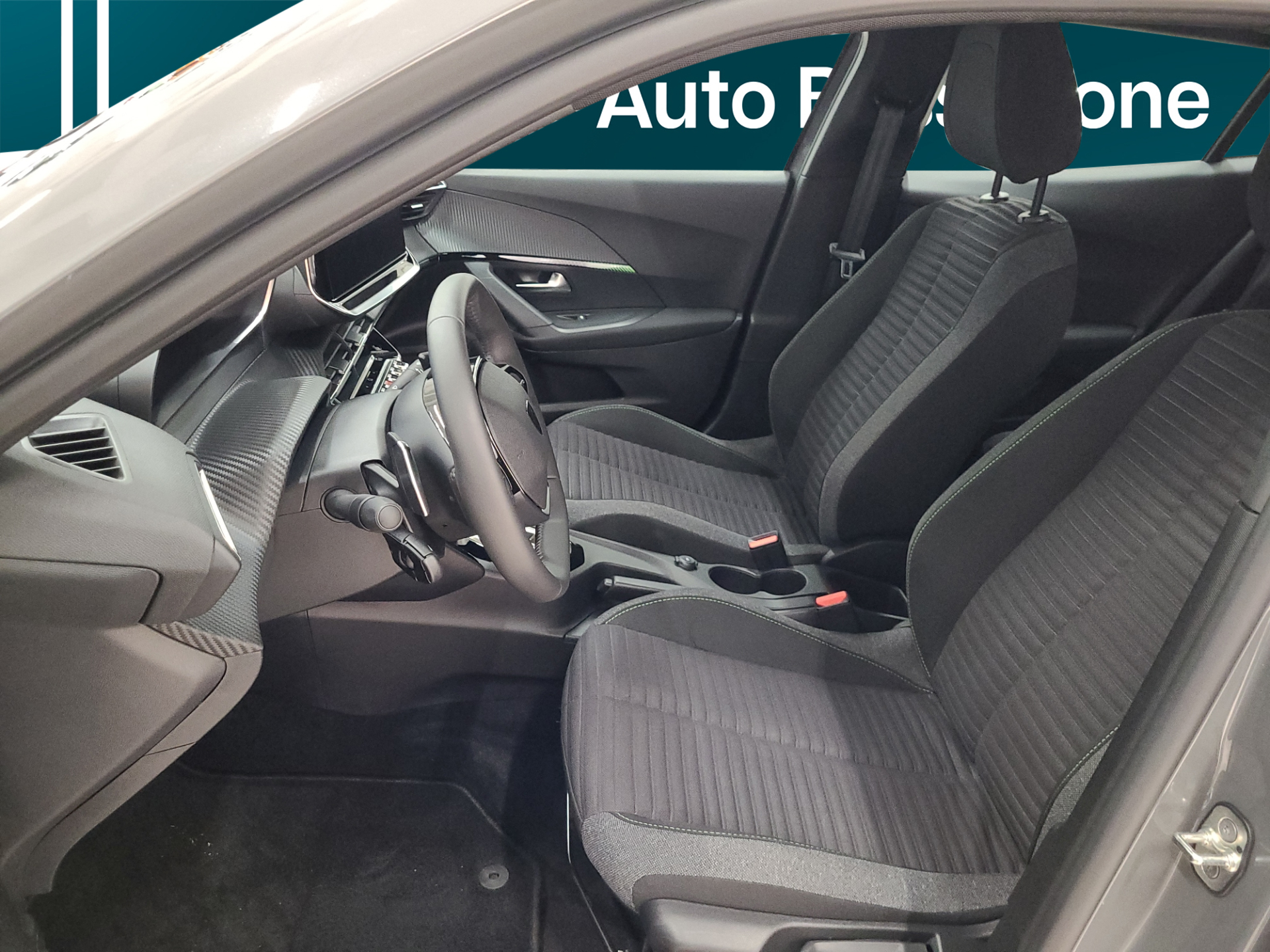 PEUGEOT 2008 2024