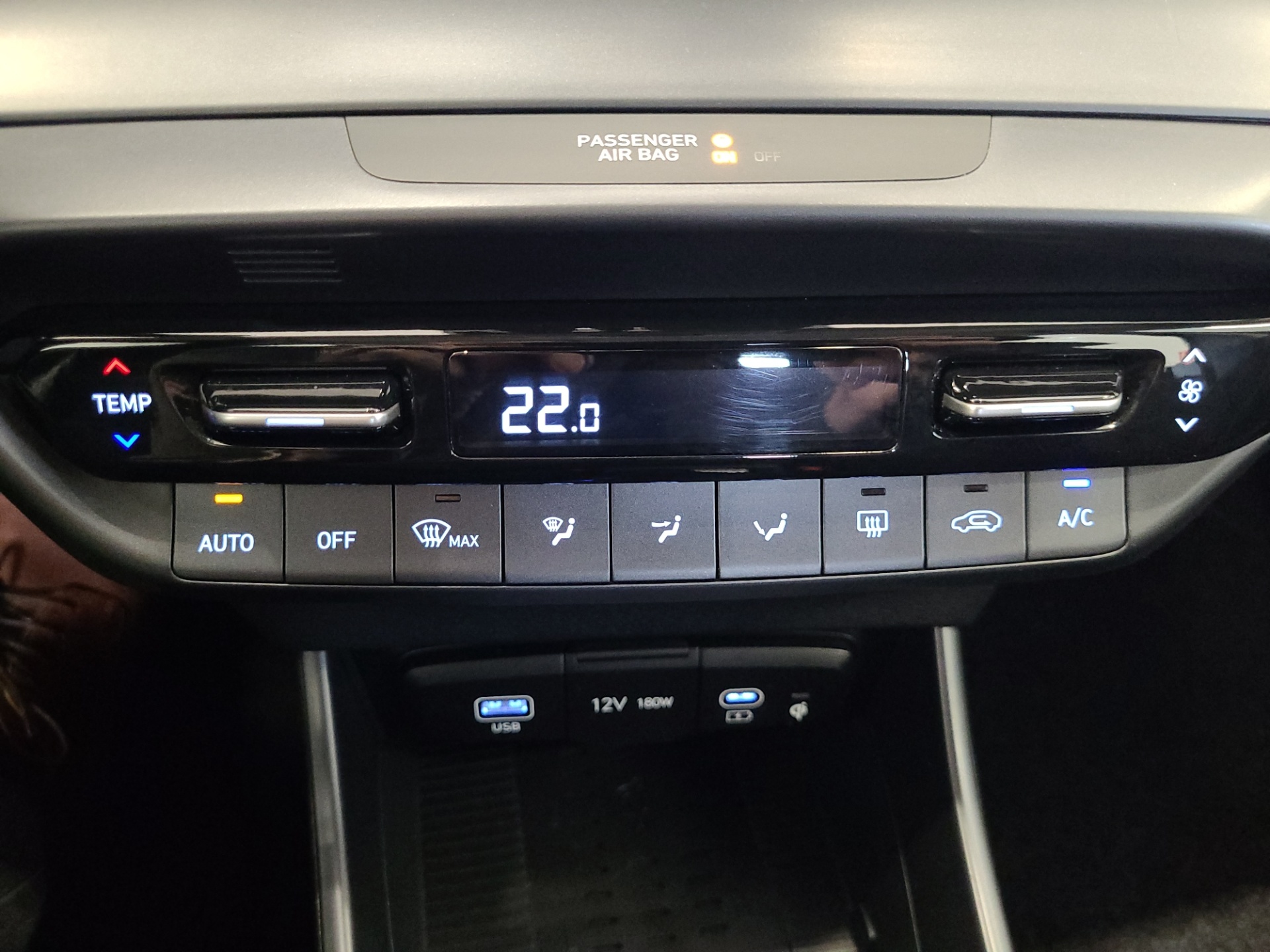 HYUNDAI i20 Hatchback 2025