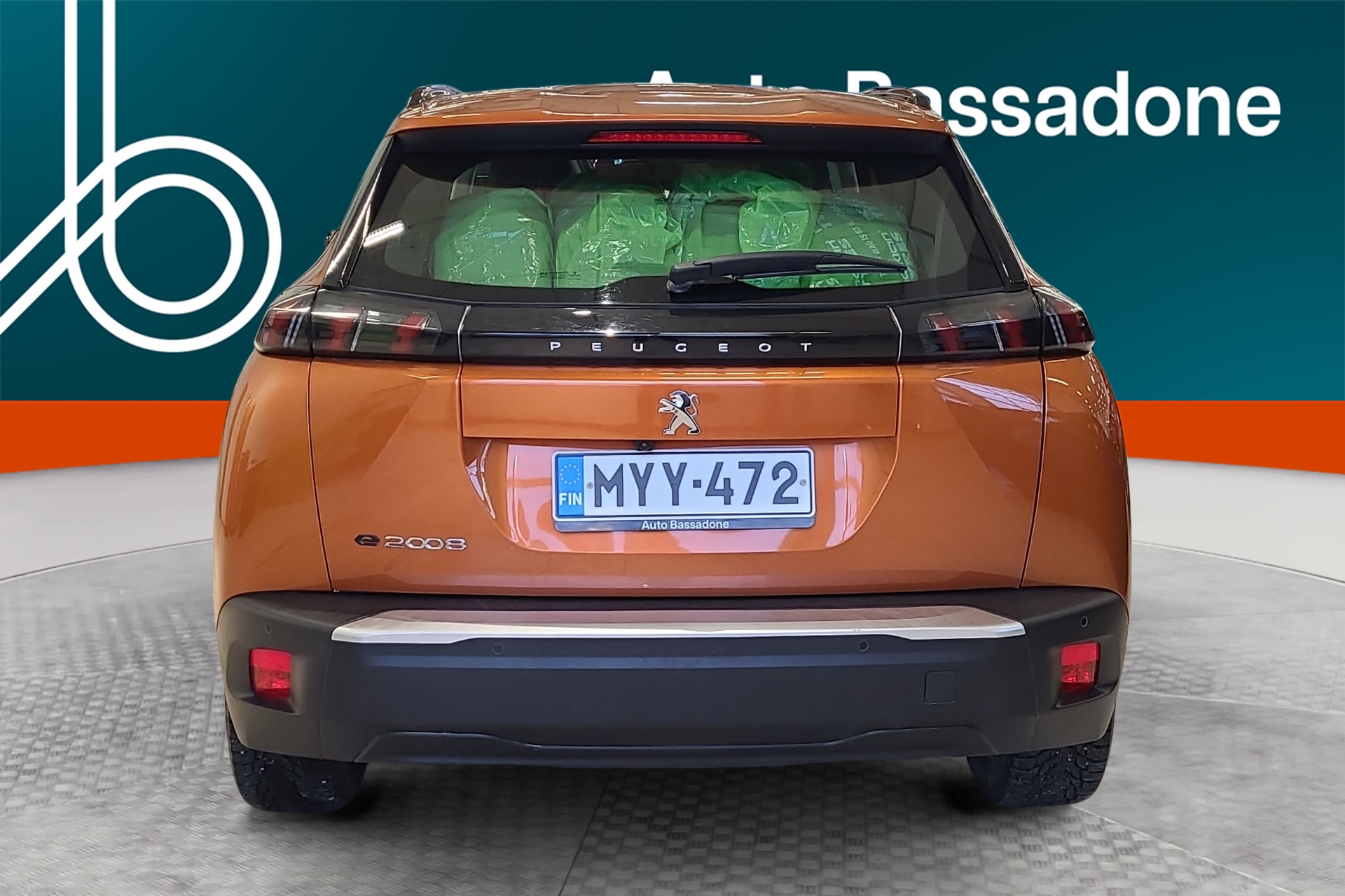 PEUGEOT e-2008 2021