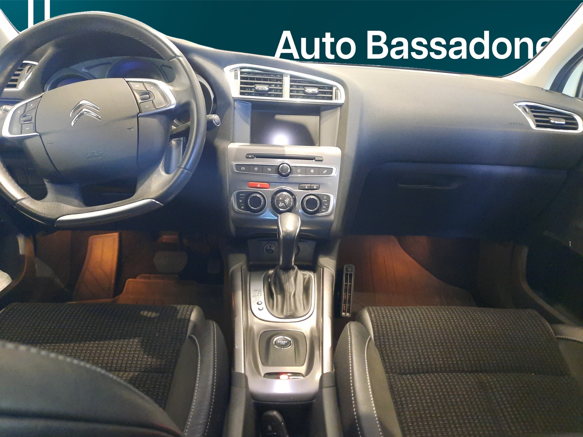 CITROEN C4 2016