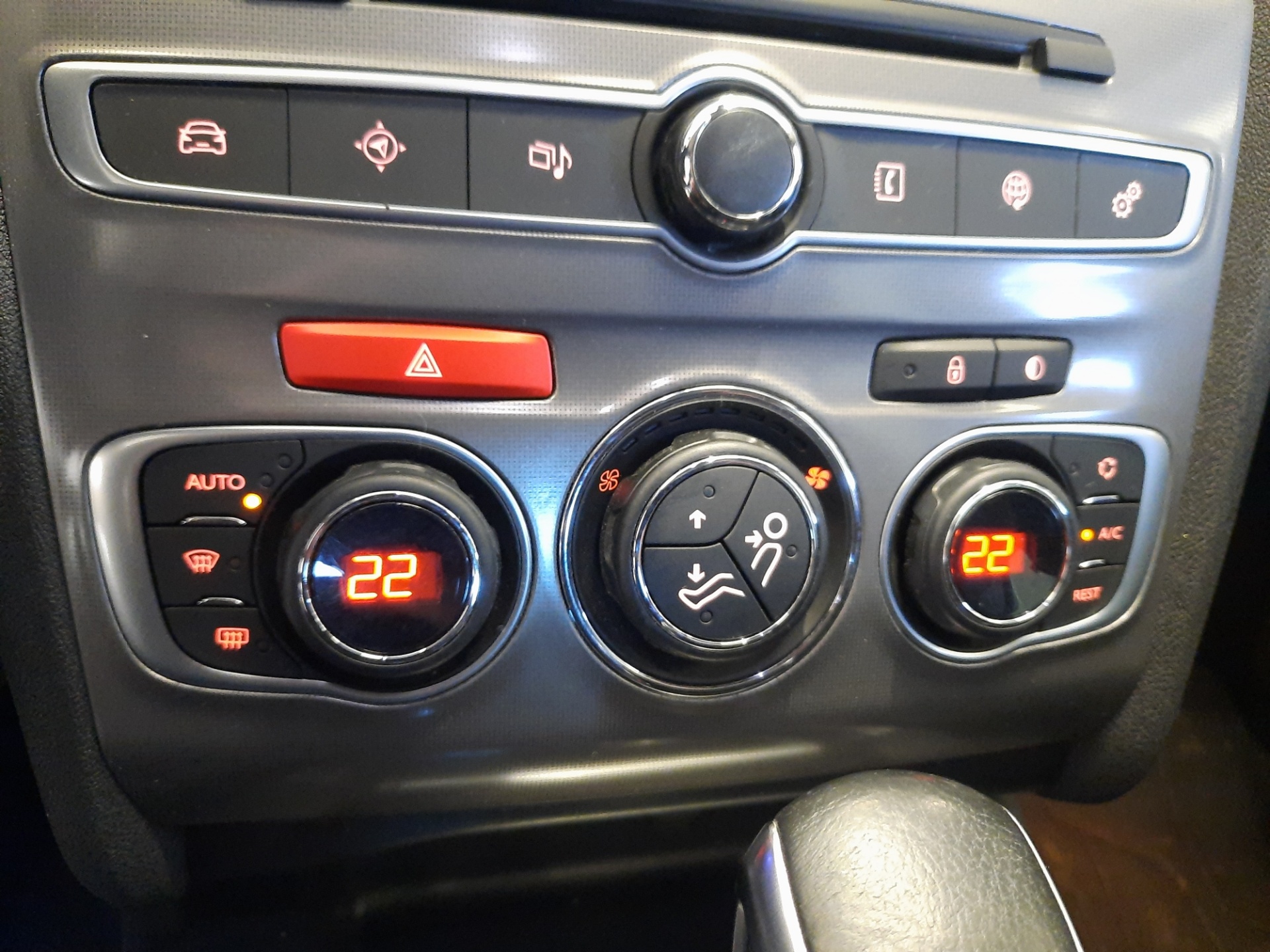 CITROEN C4 2016