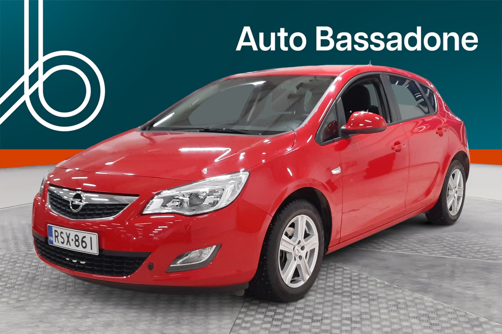 OPEL Astra 2011