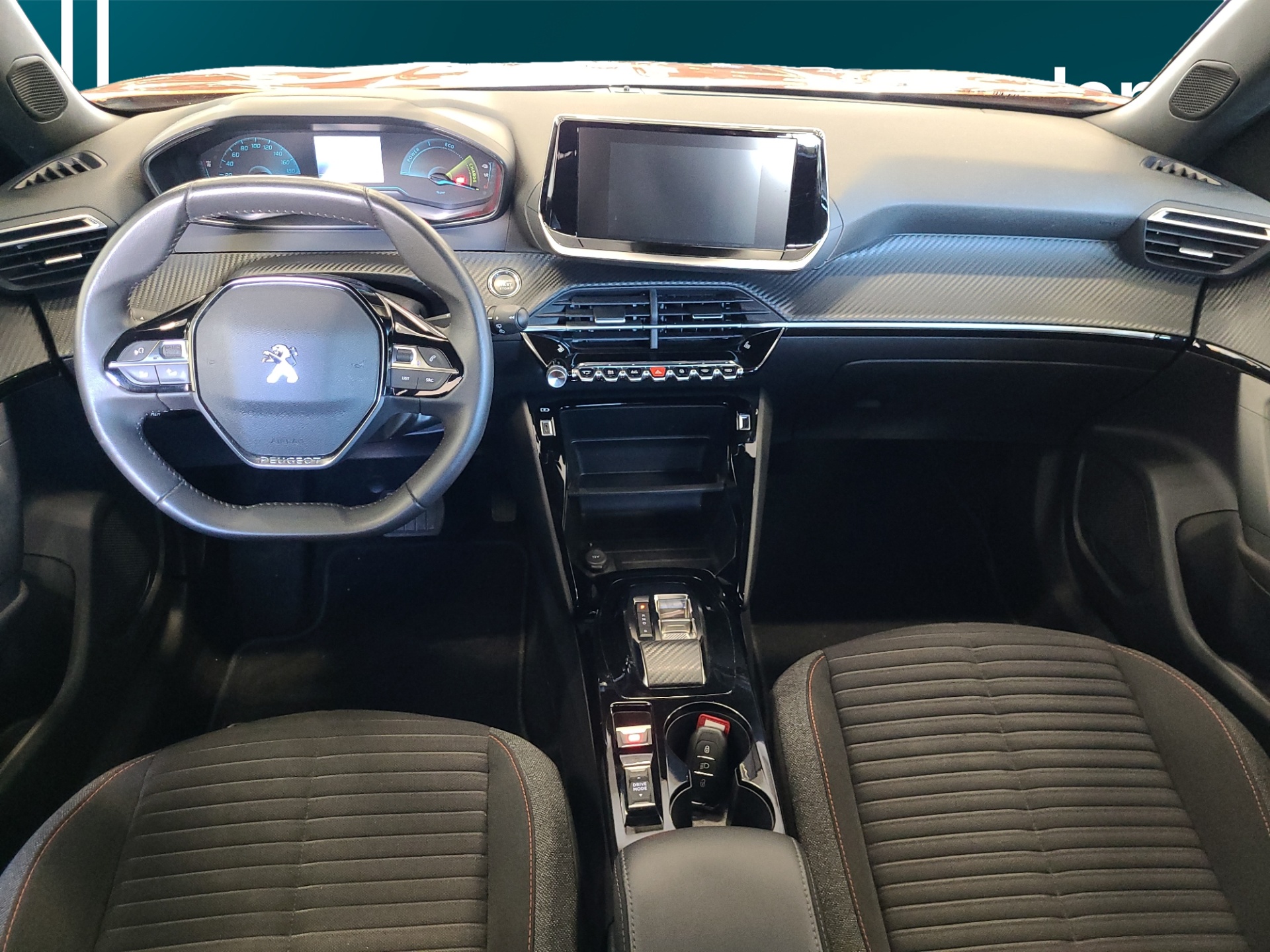 PEUGEOT e-2008 2023