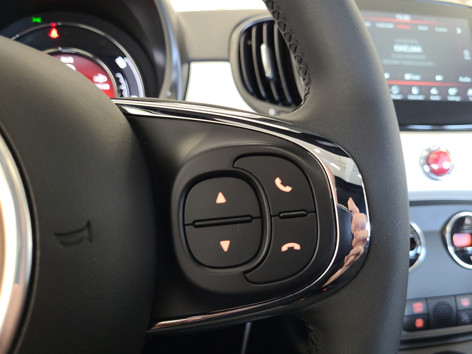 FIAT 500 2024