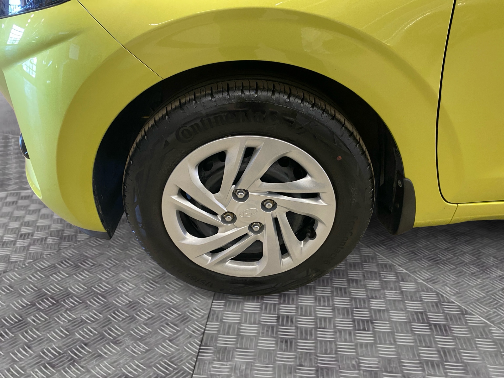 HYUNDAI i10 2024