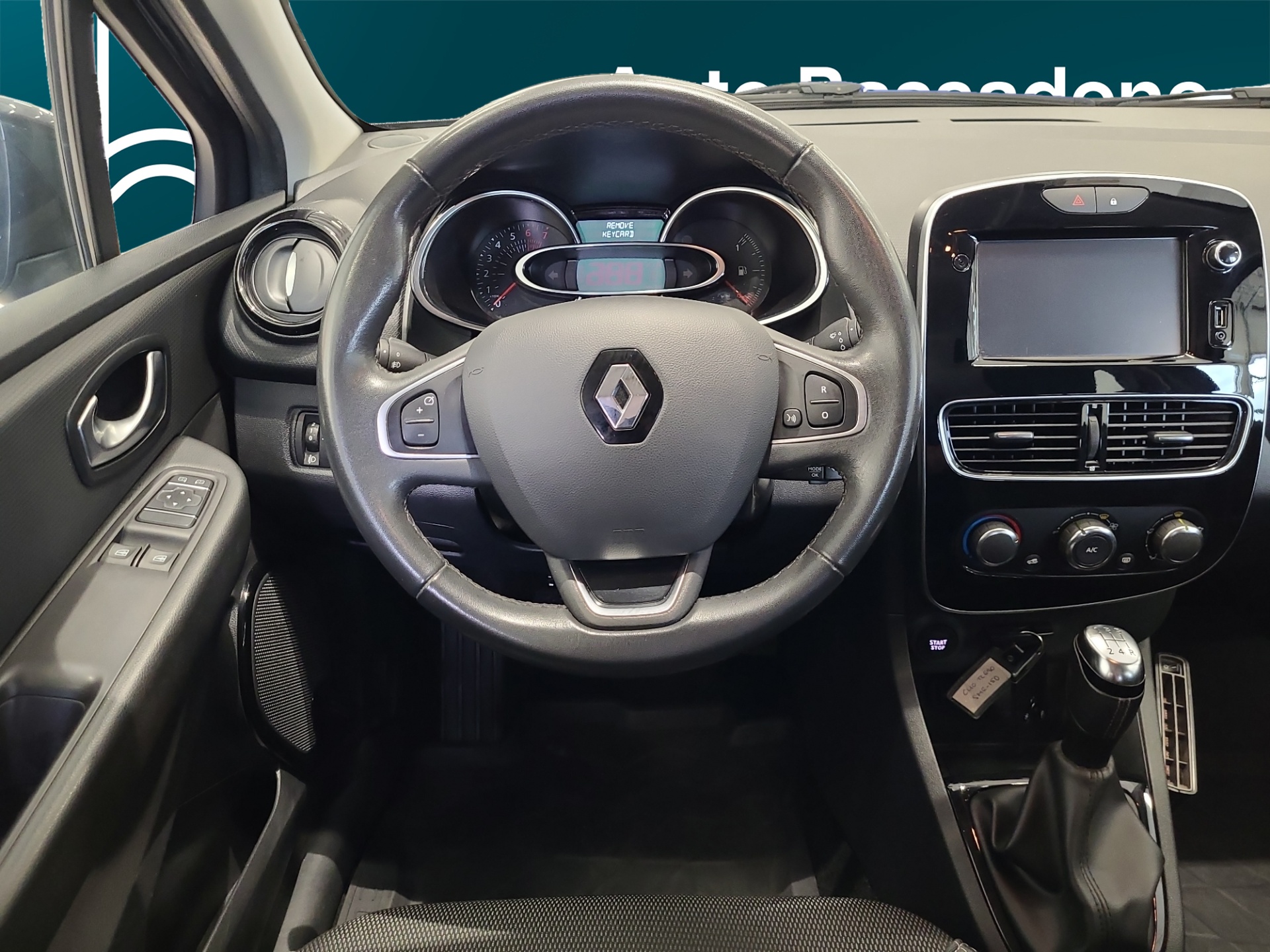 RENAULT Clio 2017