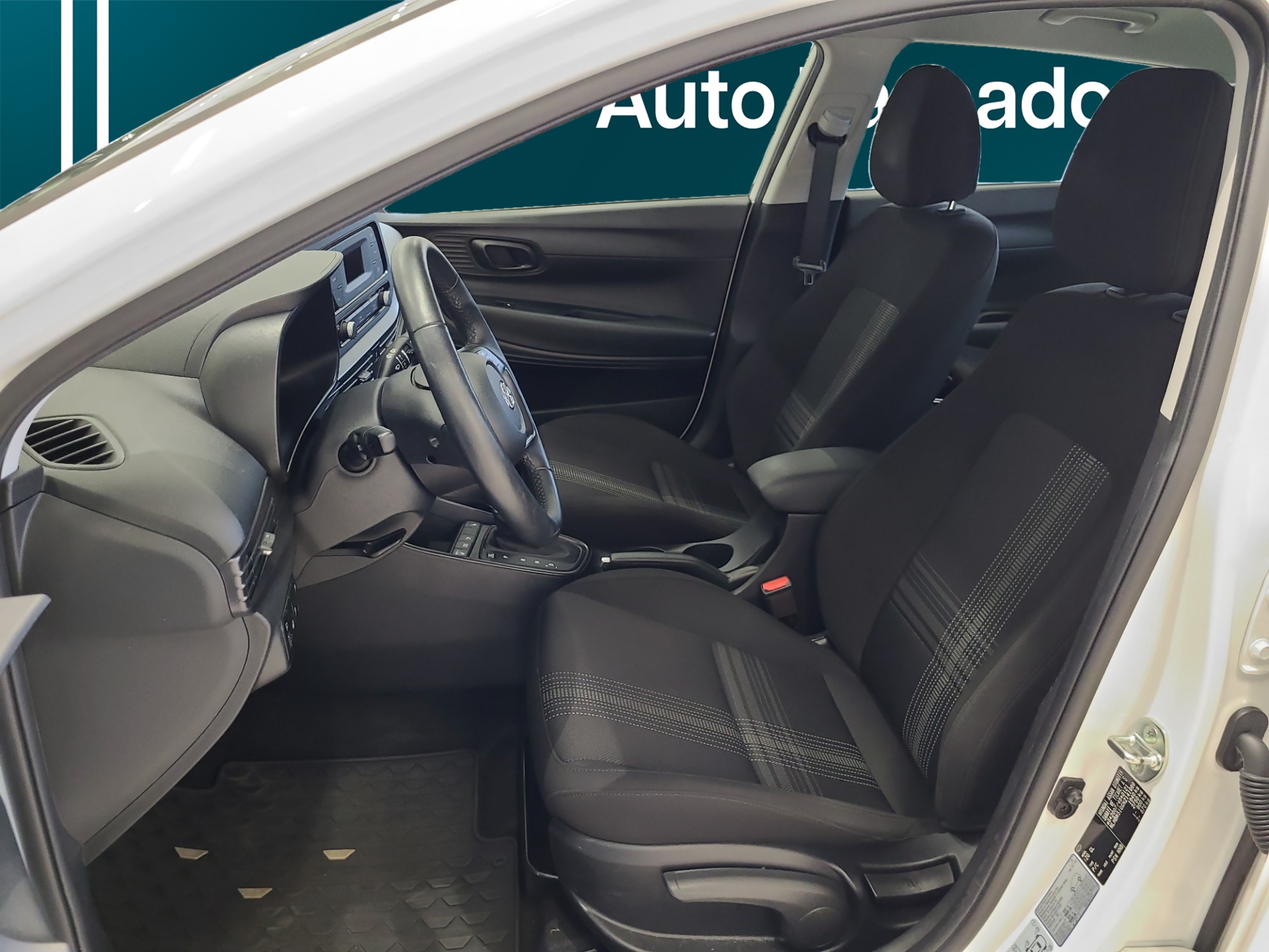HYUNDAI i20 Hatchback 2022