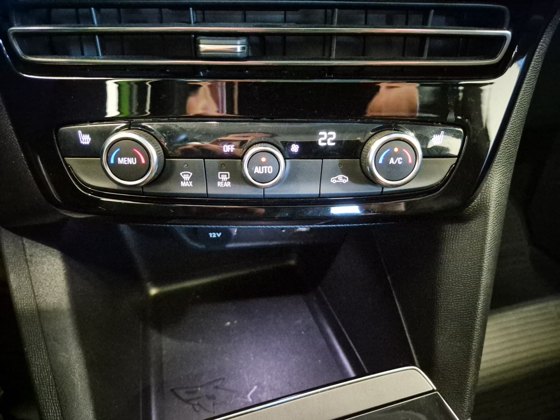 OPEL Mokka-e 2023