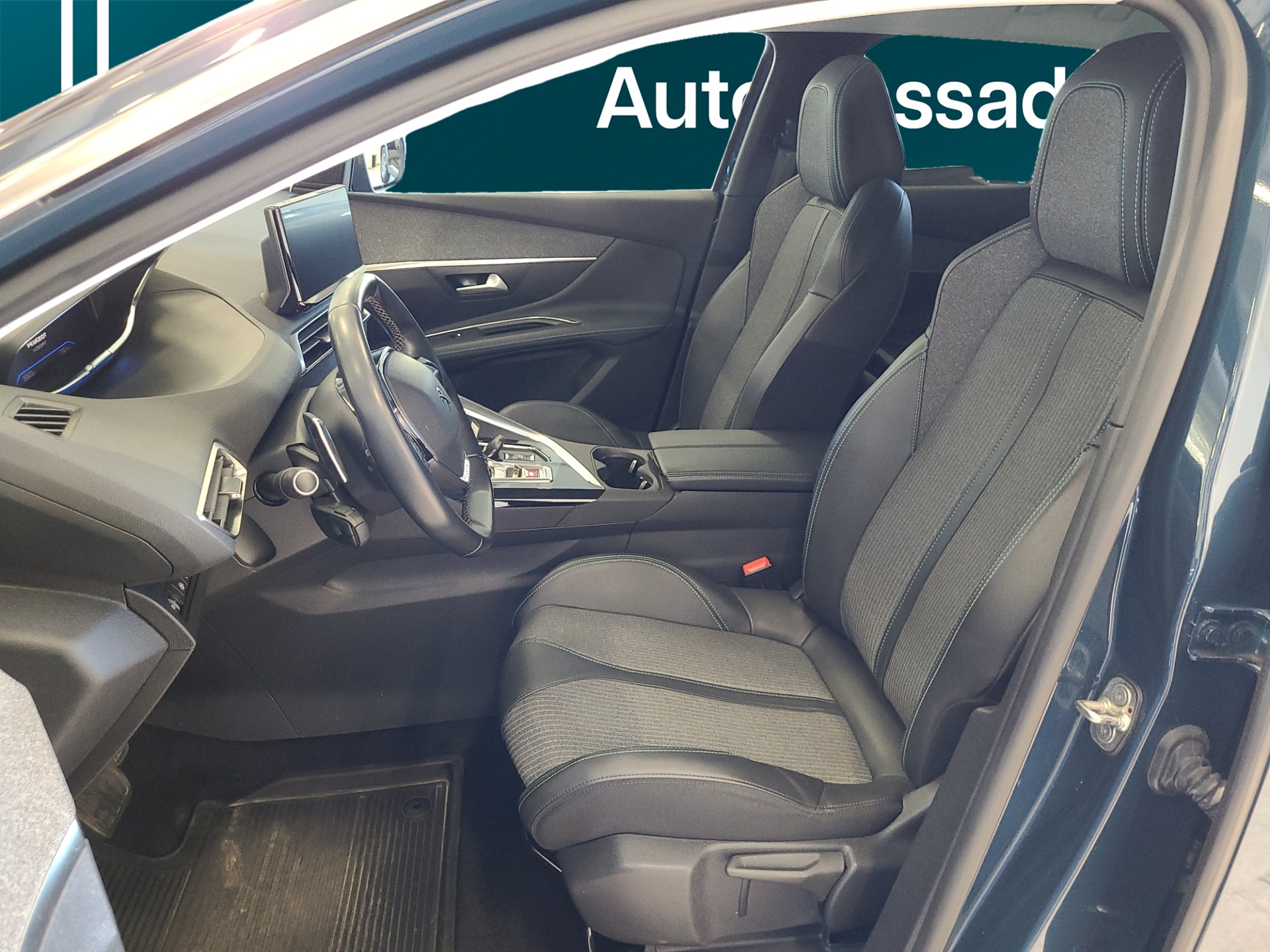 PEUGEOT 3008 2021