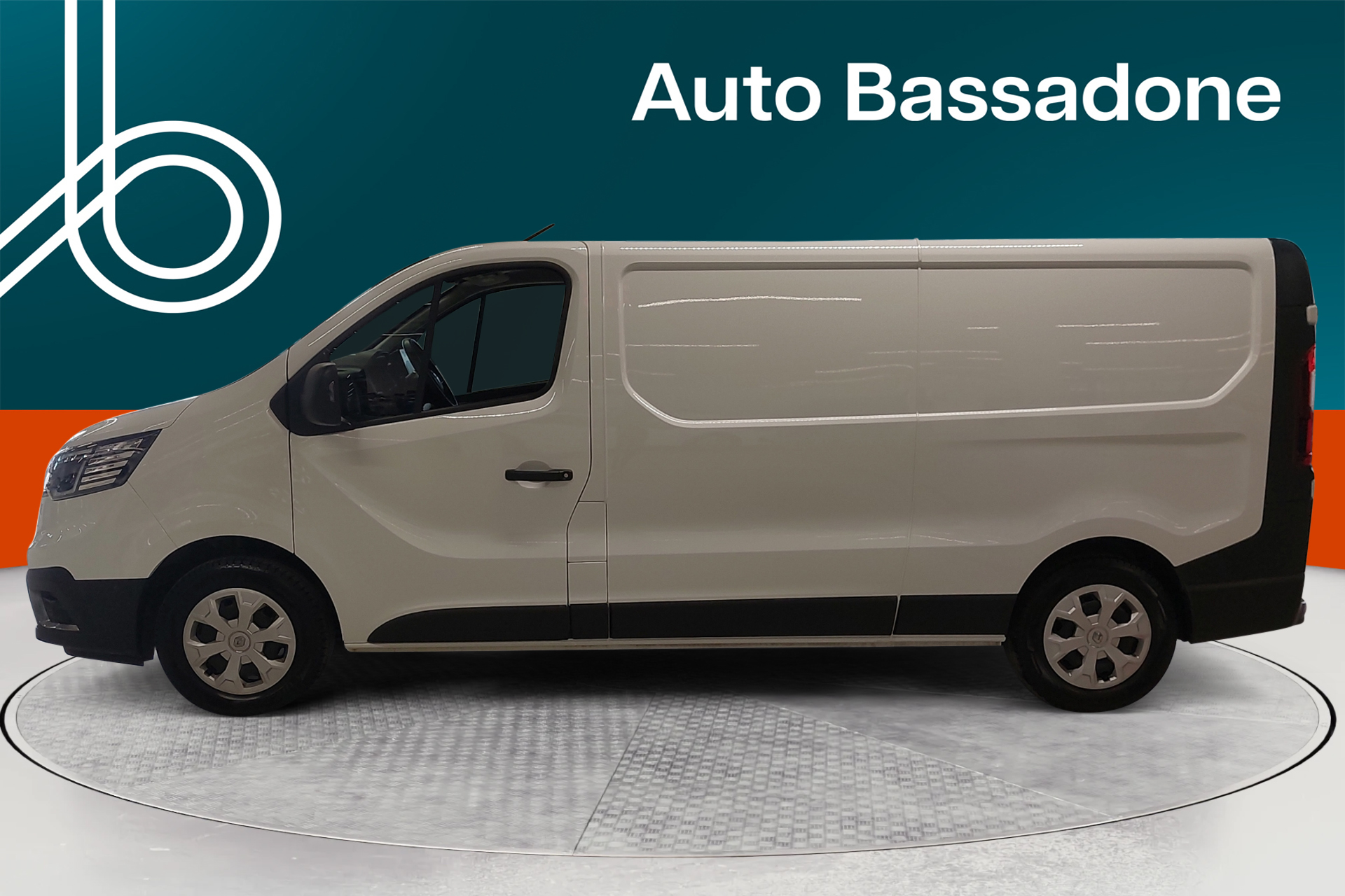 RENAULT Trafic 2023