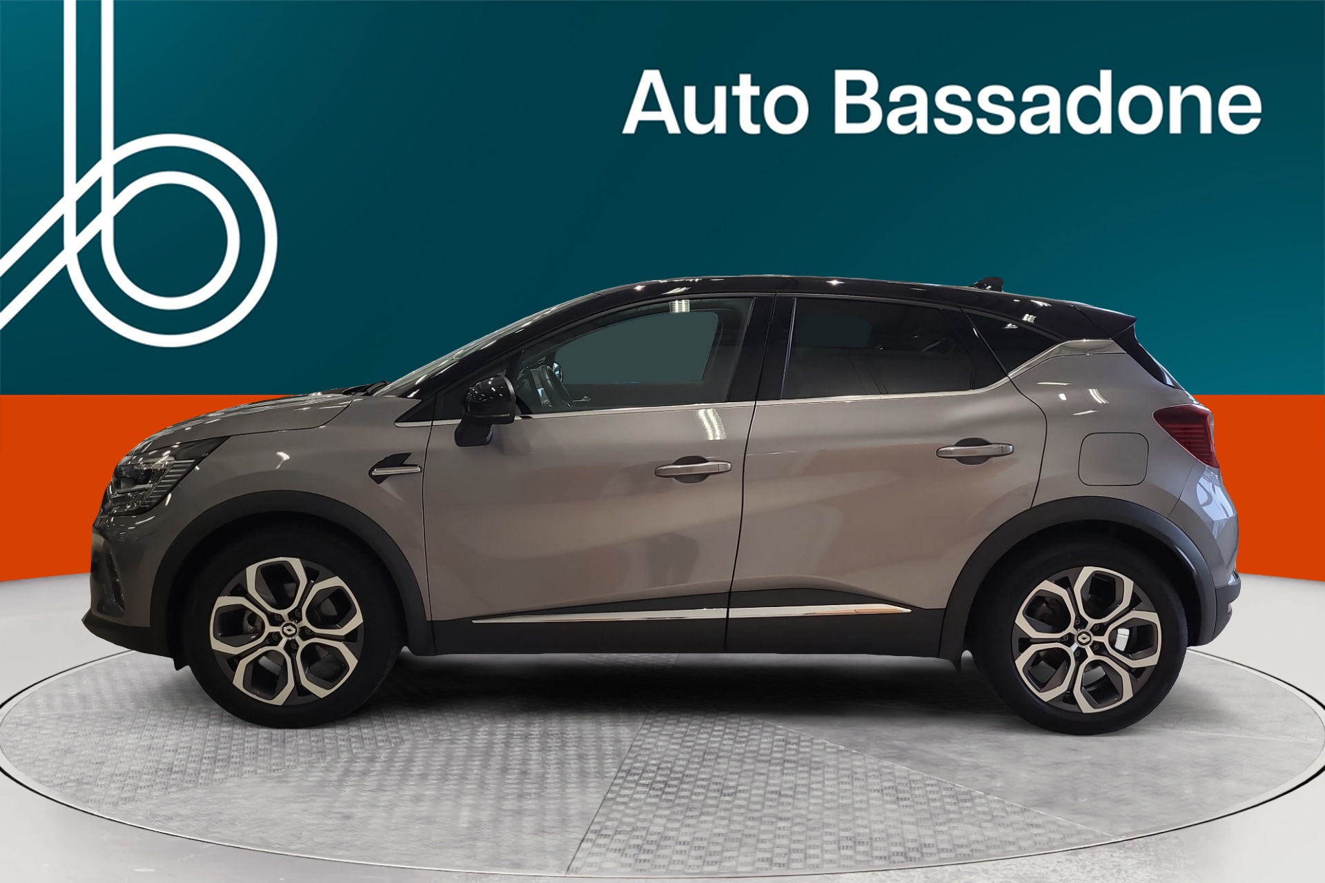 RENAULT Captur 2023