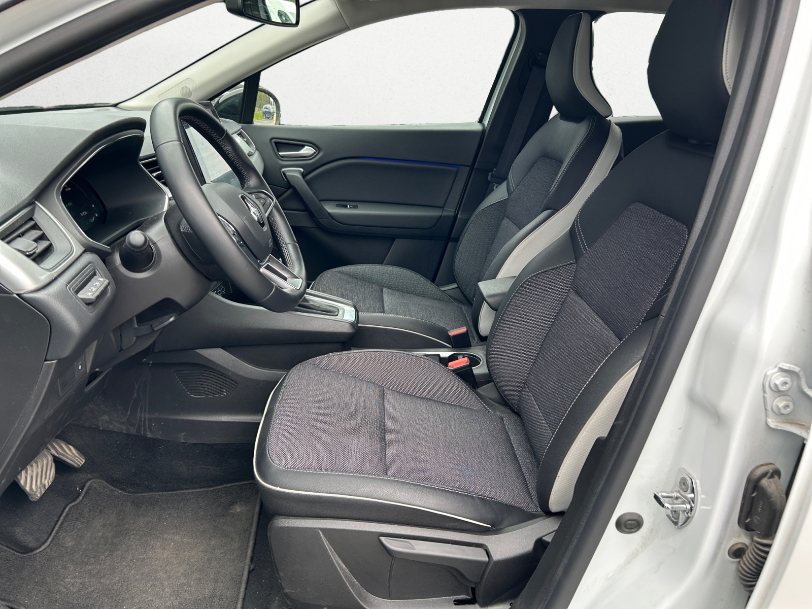 RENAULT Captur 2023