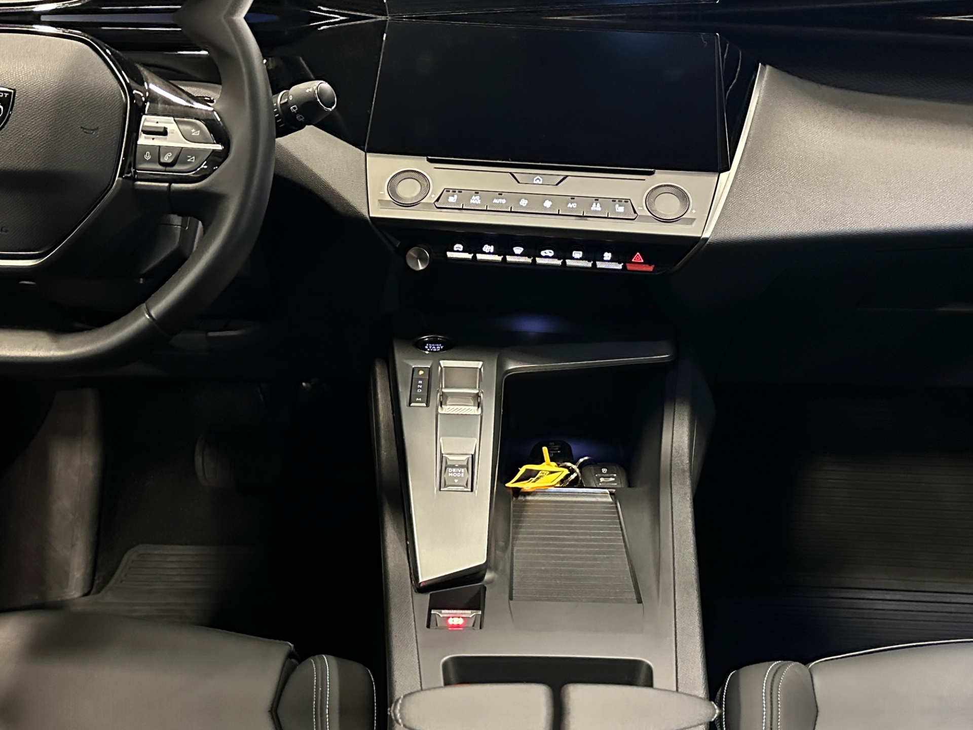 PEUGEOT 308 2023