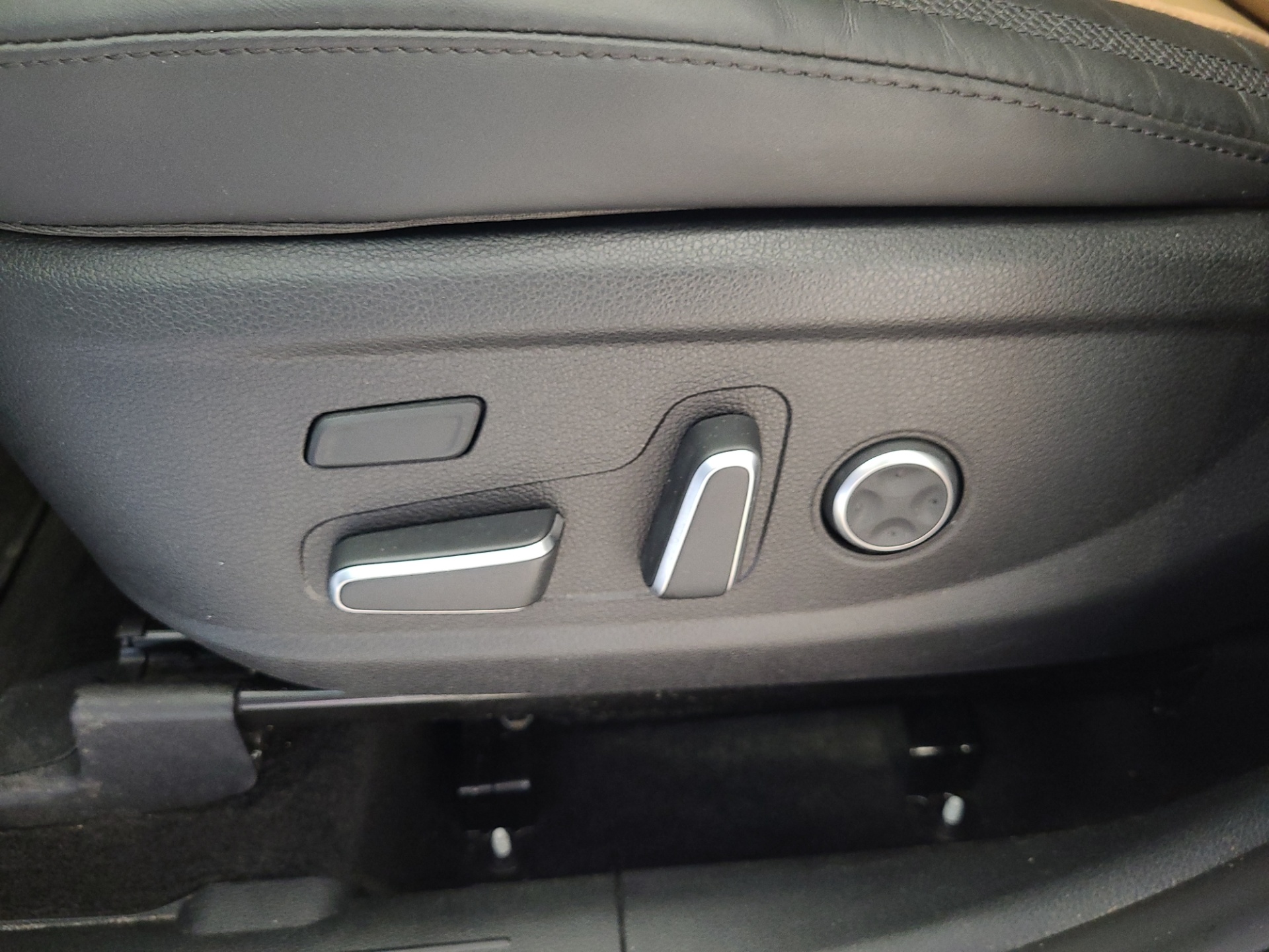 HYUNDAI Santa Fe 2021