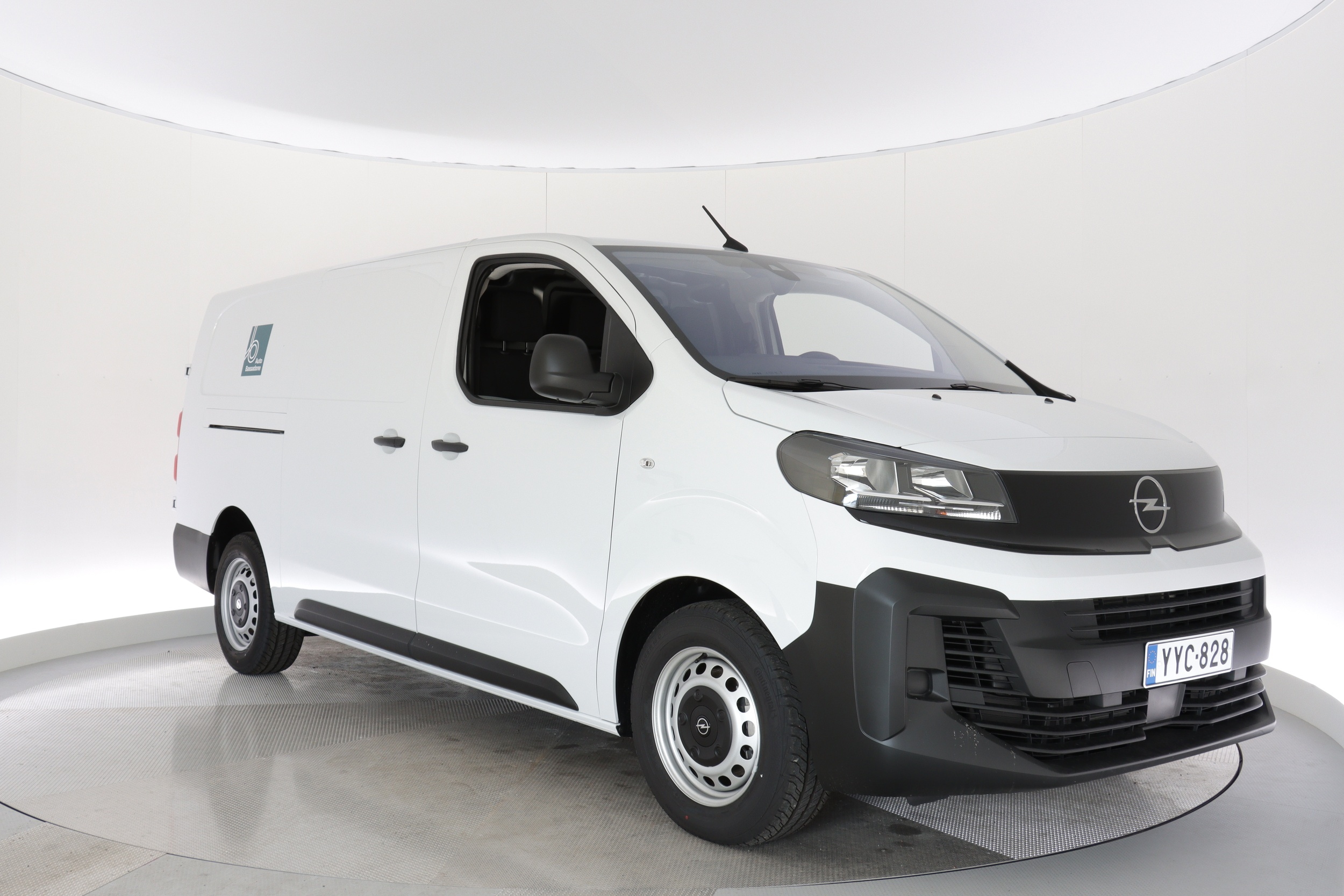 Opel Vivaro 2024