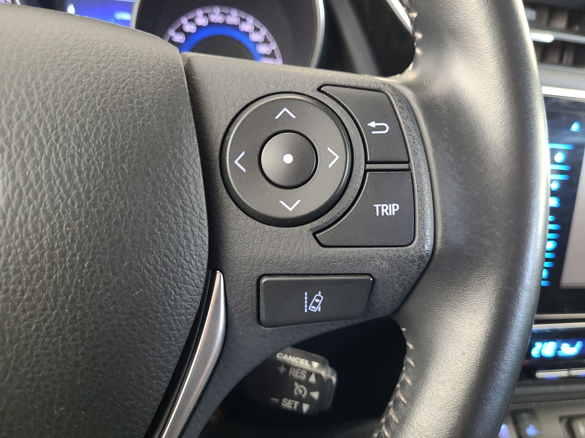 TOYOTA Auris 2016