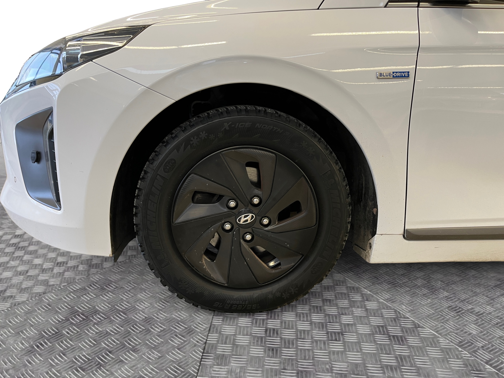 HYUNDAI IONIQ HYBRID 2018