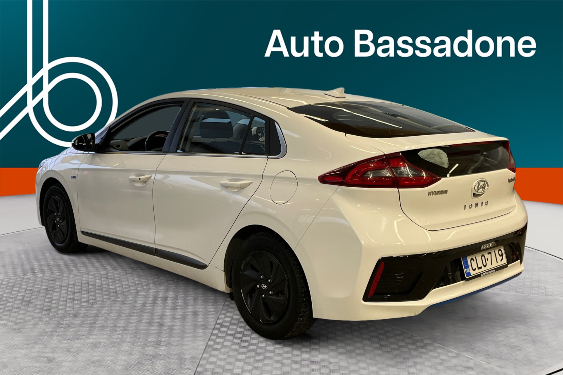 HYUNDAI IONIQ HYBRID 2018