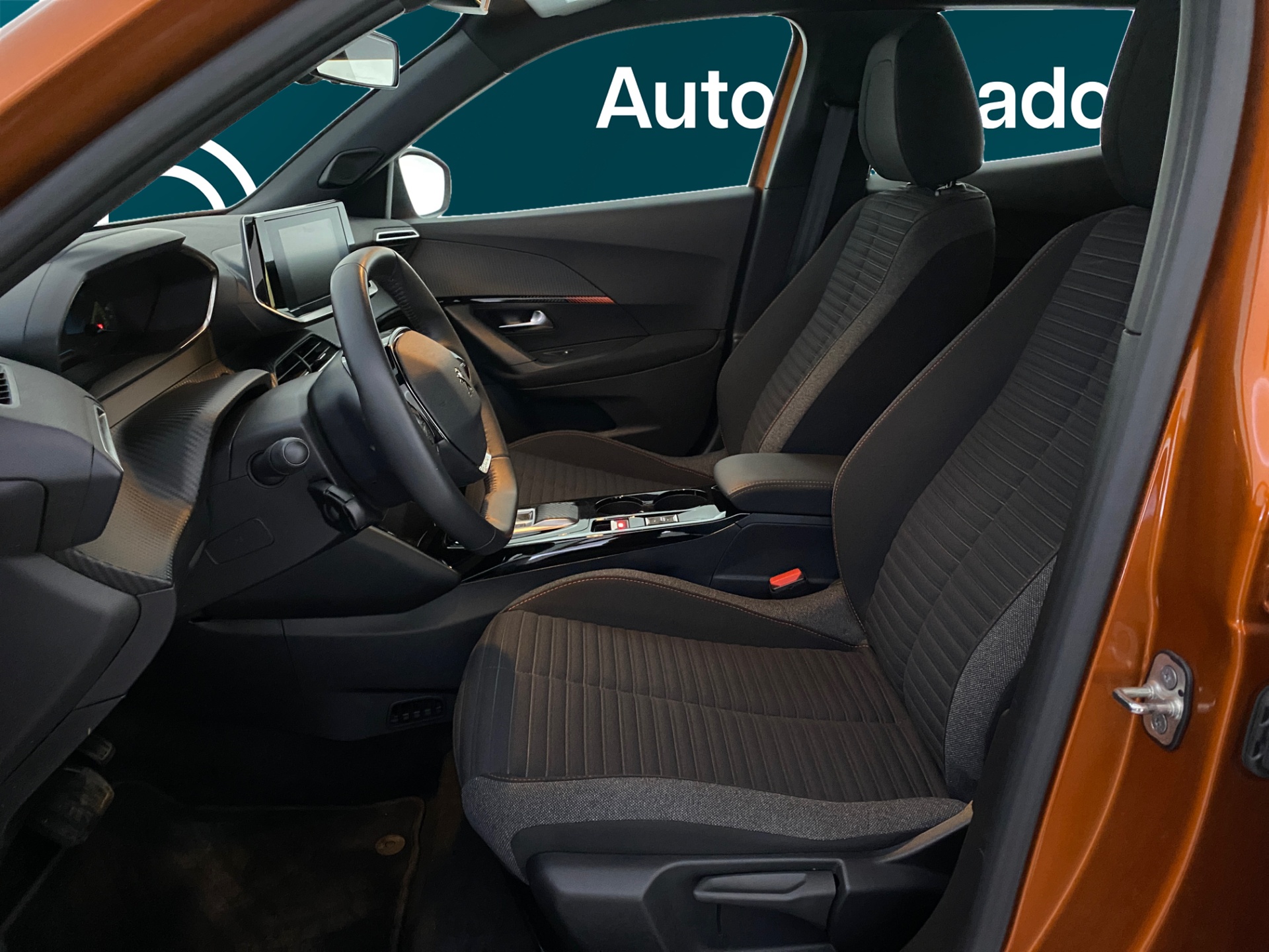 Peugeot e-2008 2023