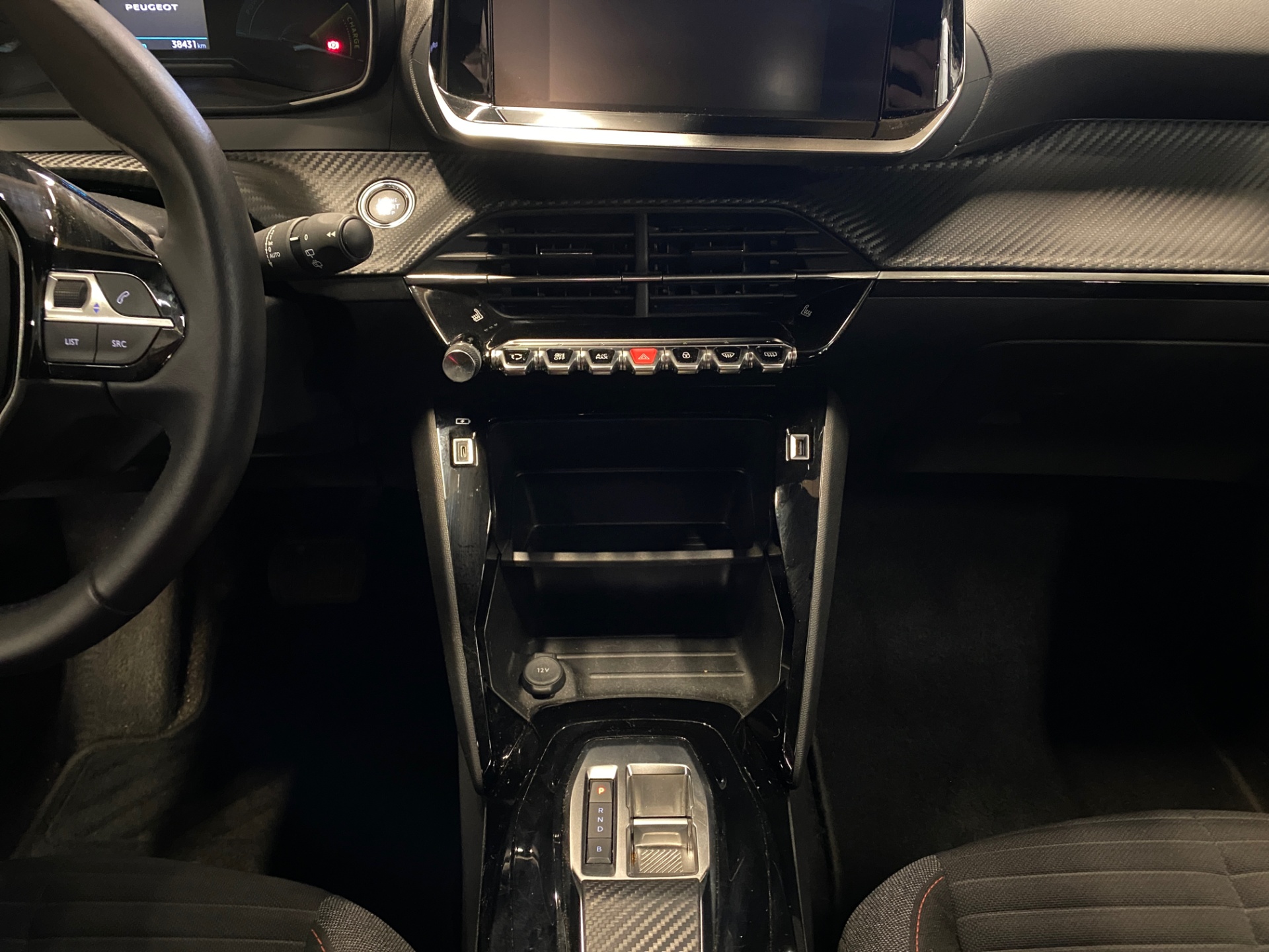 Peugeot e-2008 2023