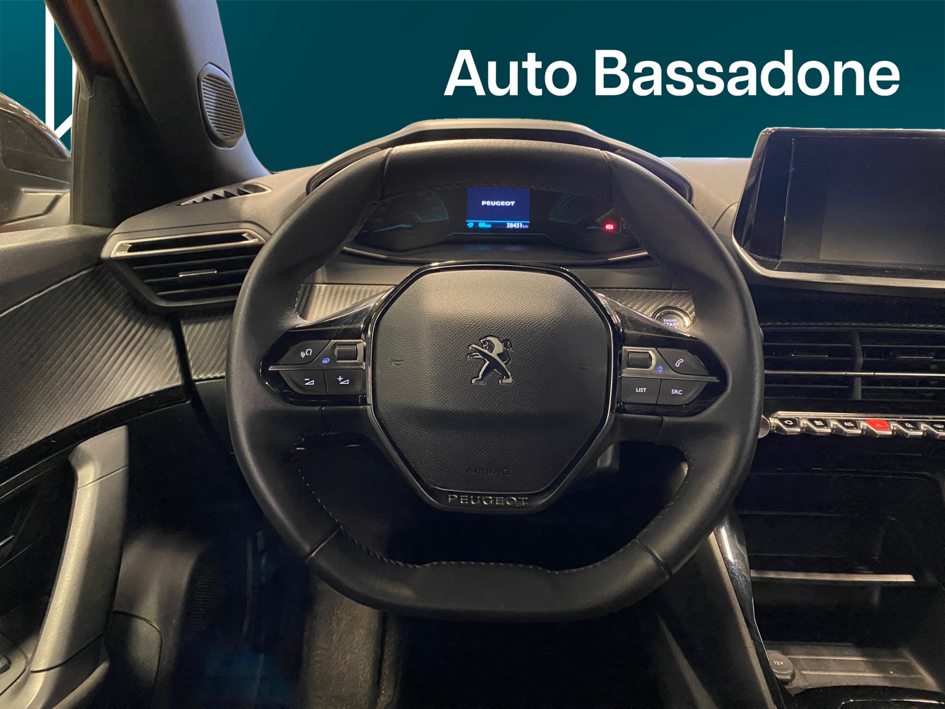 Peugeot e-2008 2023