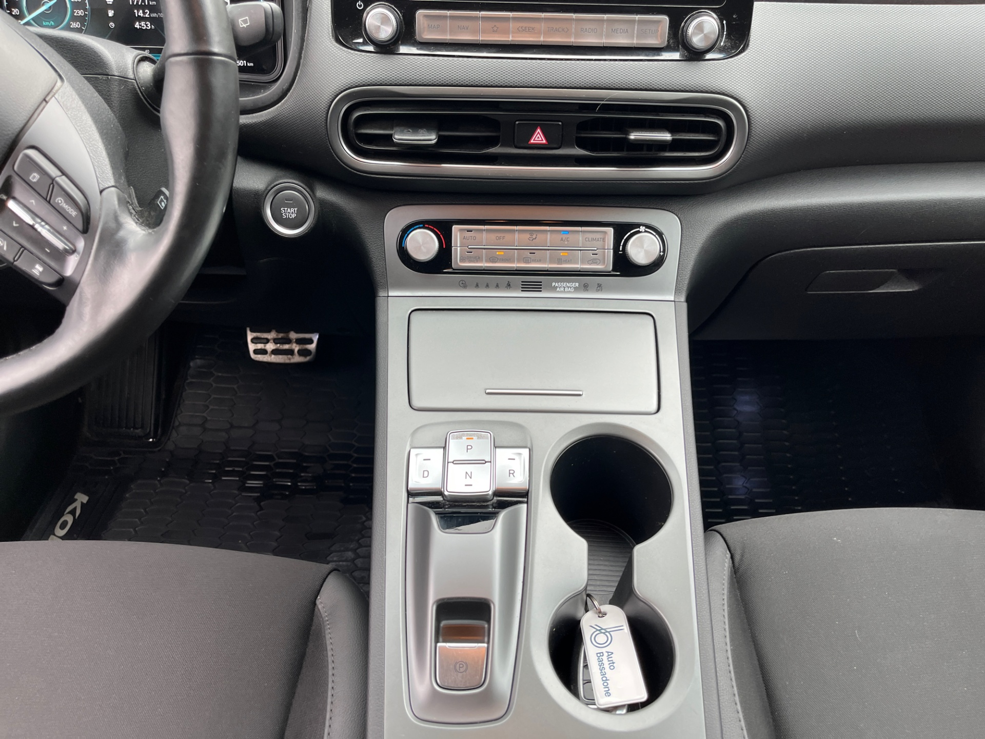 HYUNDAI KONA 2021
