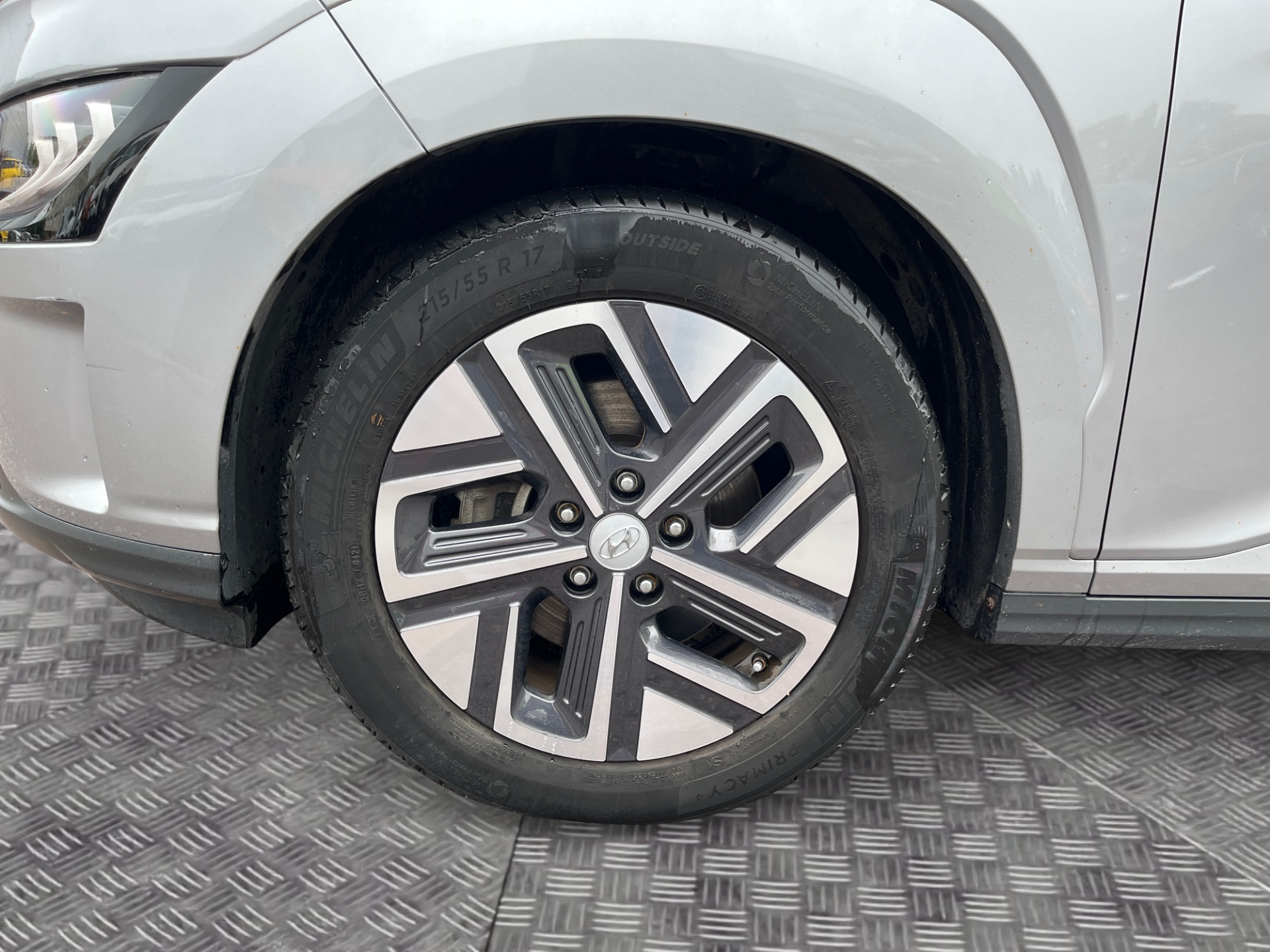 HYUNDAI KONA 2021