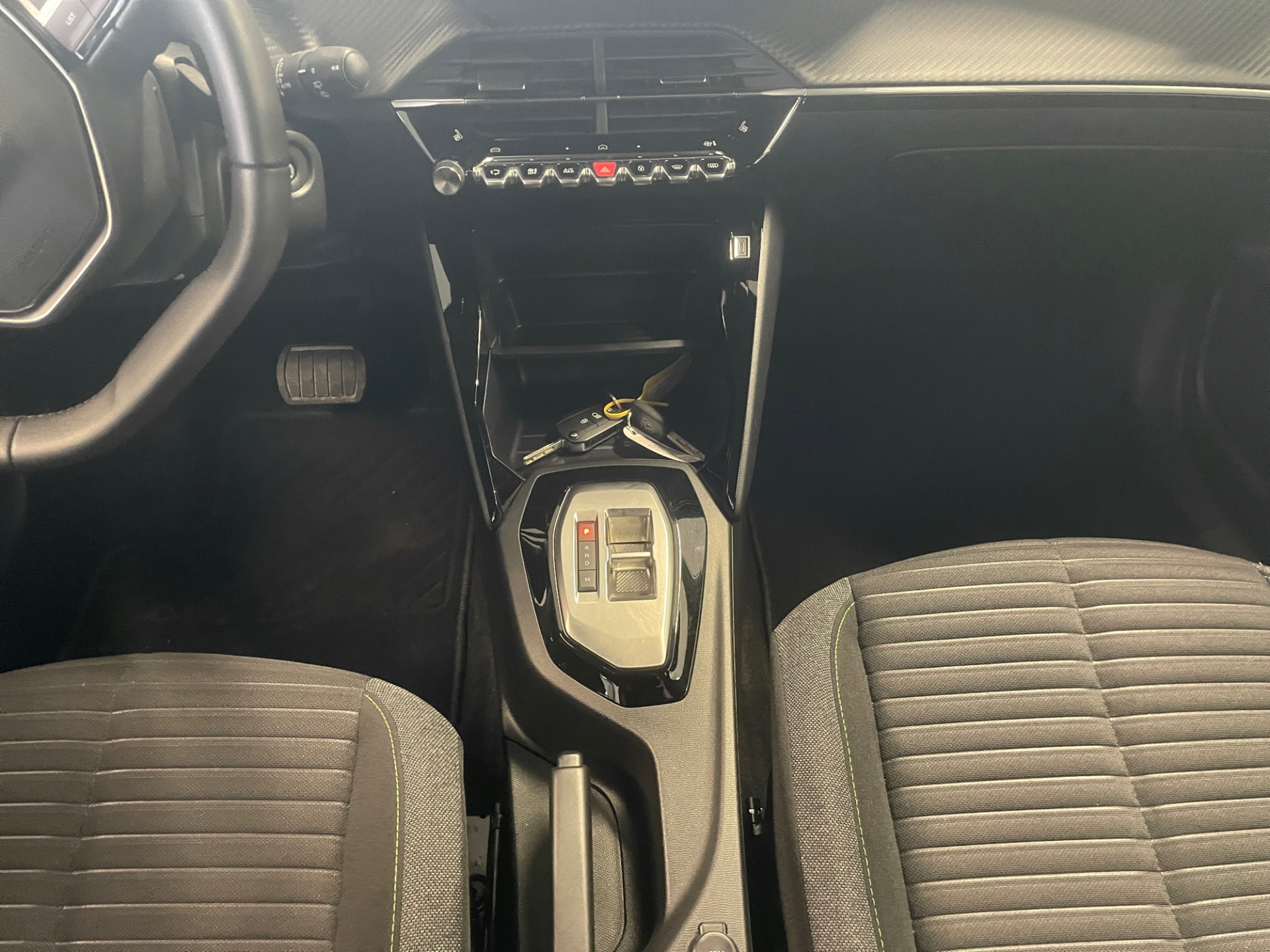 PEUGEOT 2008 2024