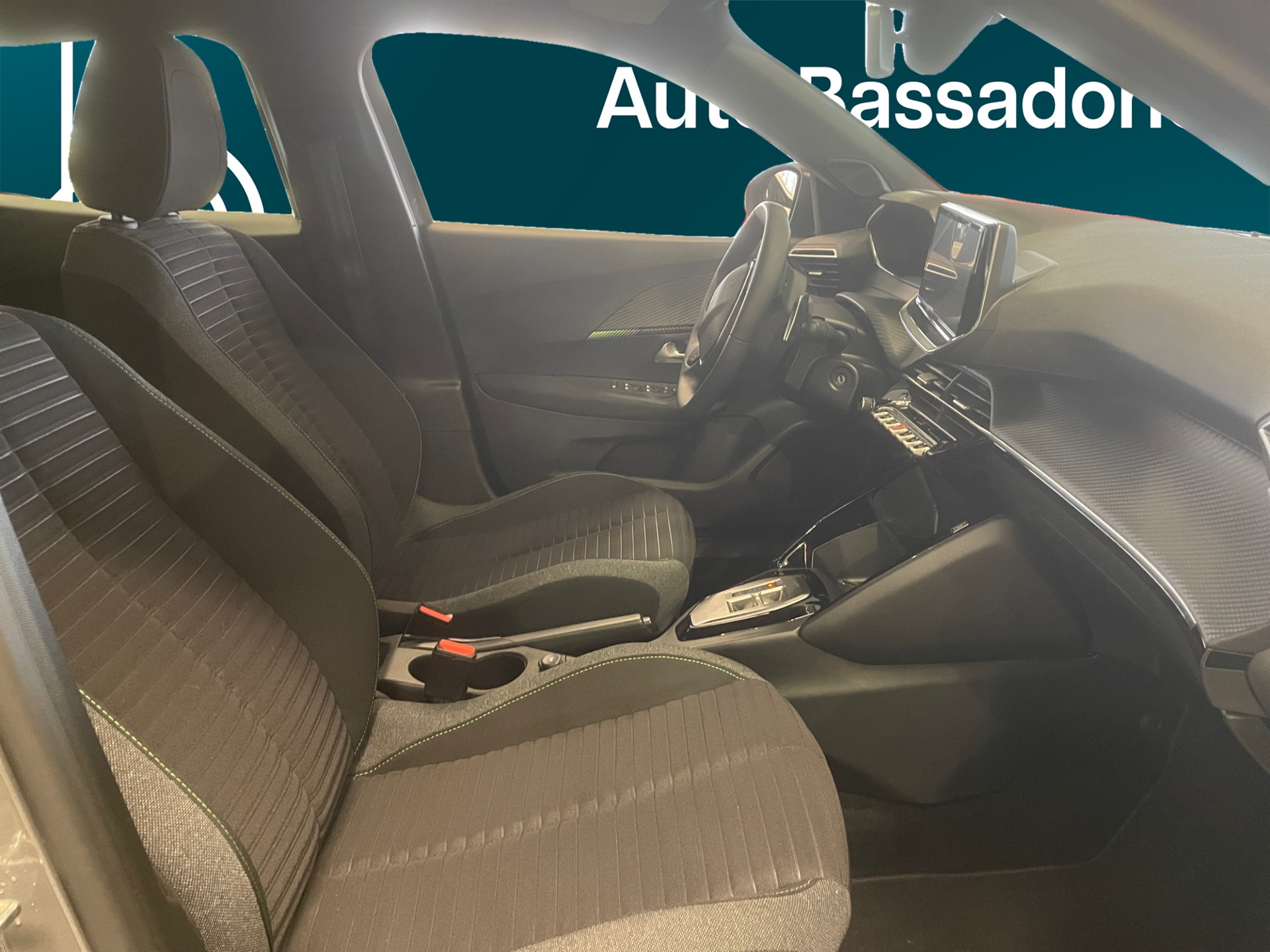 PEUGEOT 2008 2024
