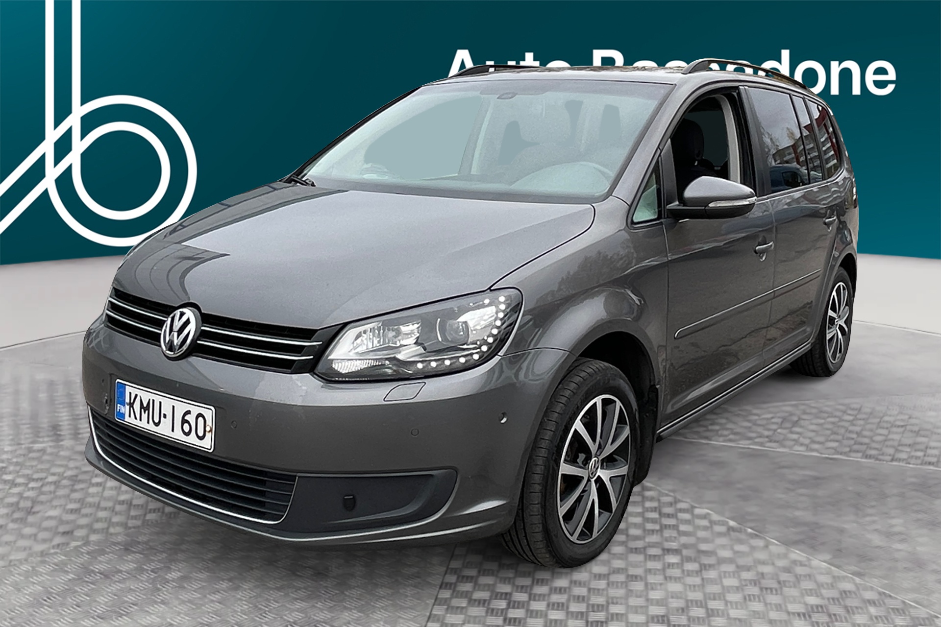 VOLKSWAGEN Touran 2014