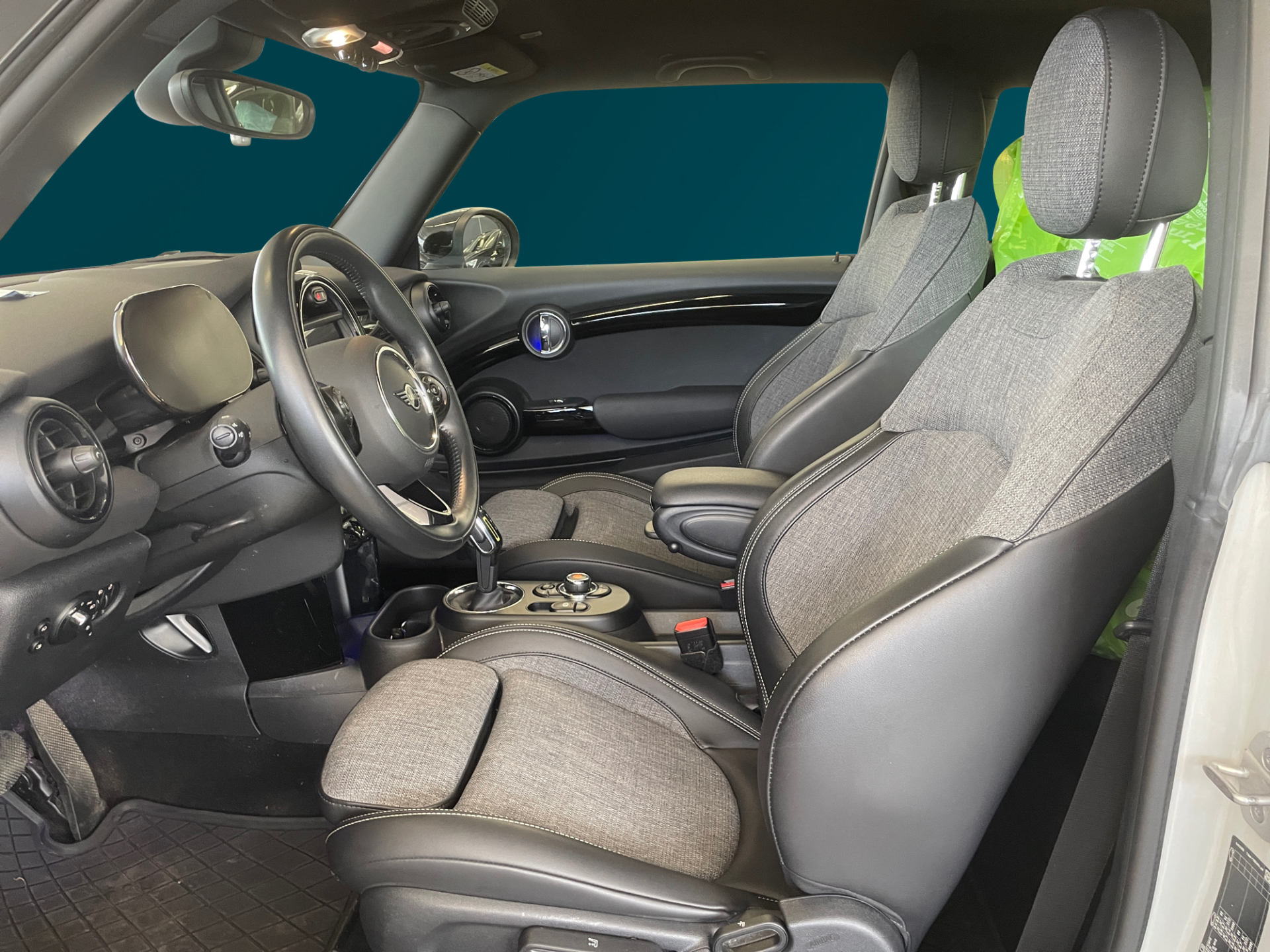 MINI Hatchback 2021
