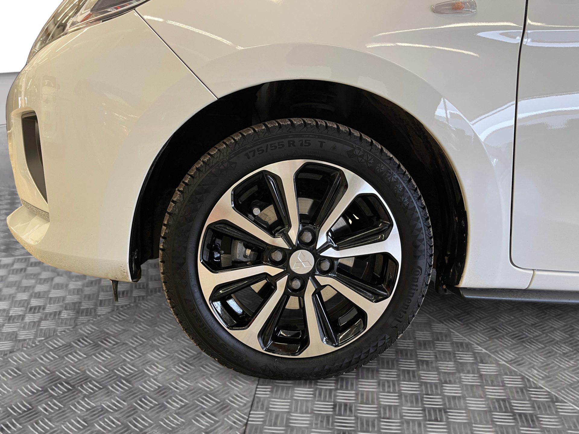 MITSUBISHI Space Star 2024