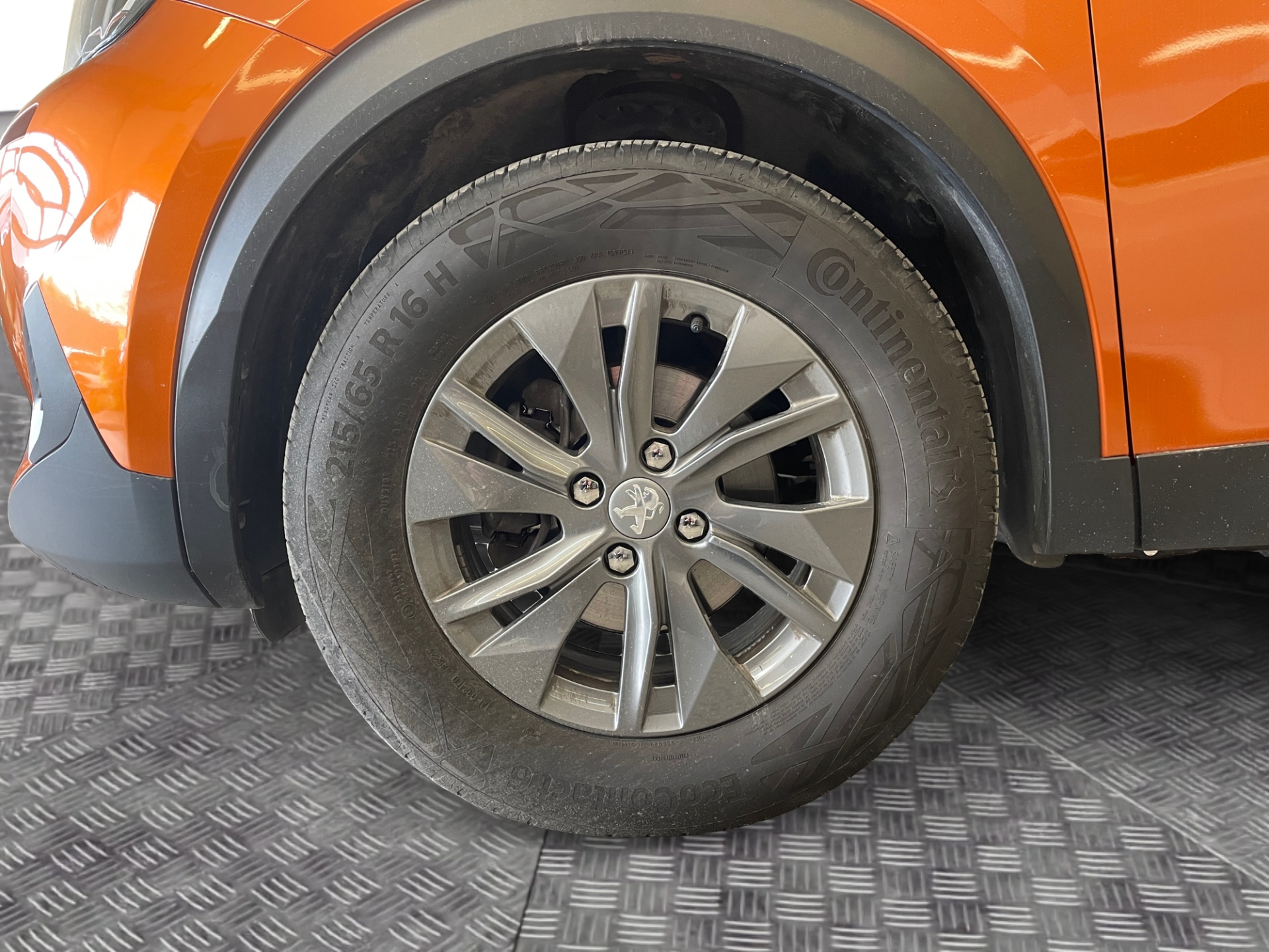 PEUGEOT 2008 2023