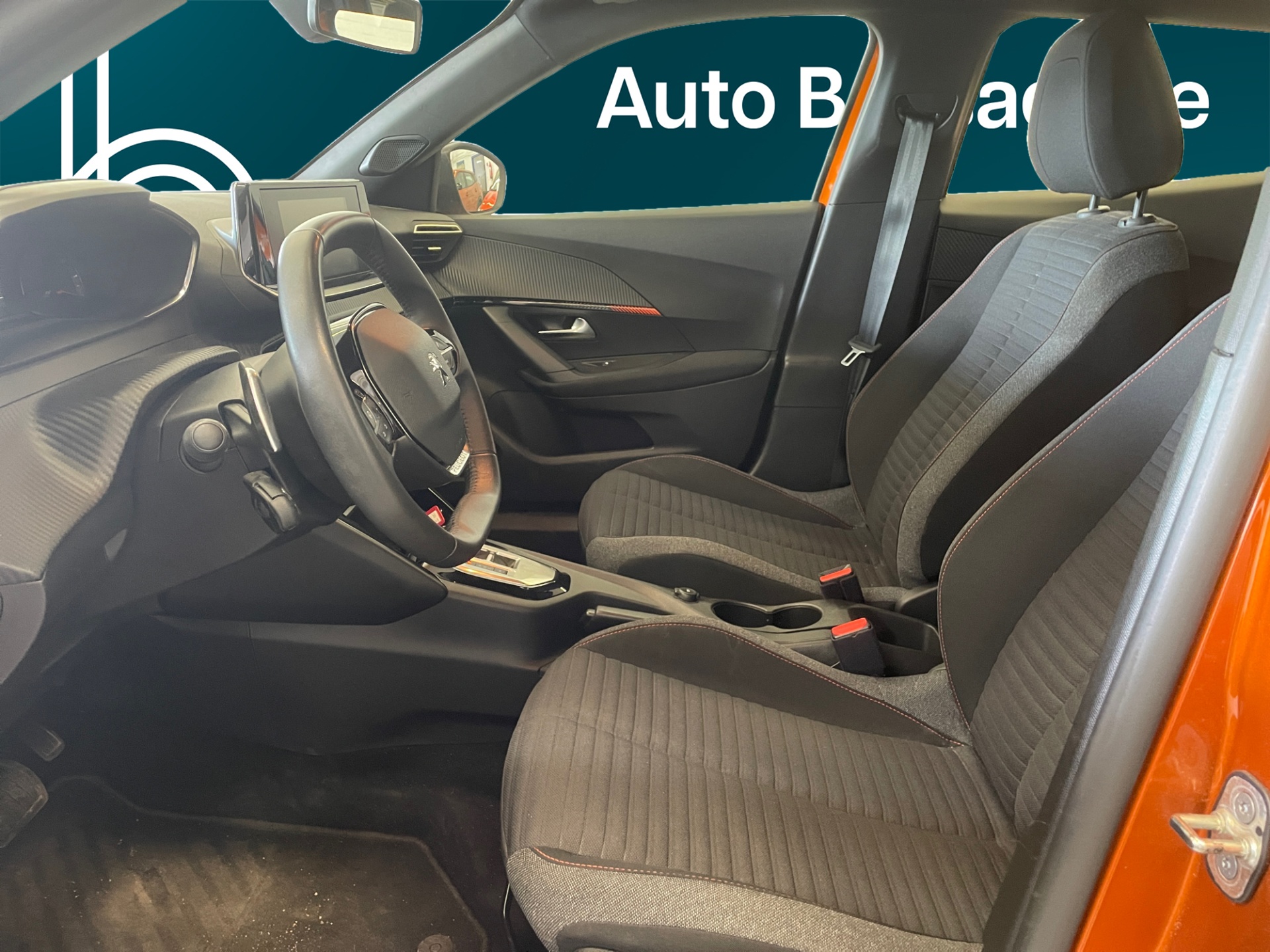 PEUGEOT 2008 2023