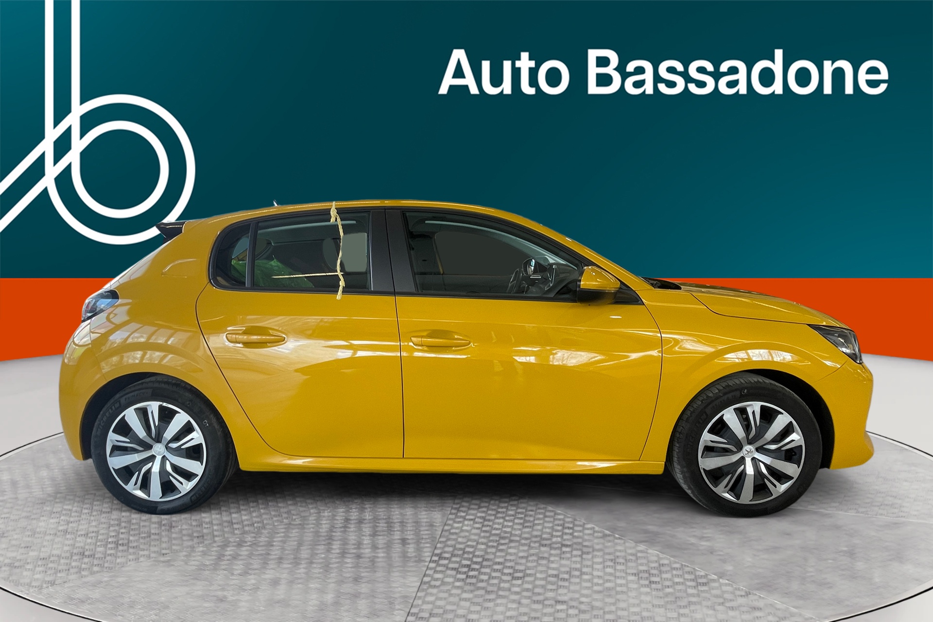 PEUGEOT 208 2020