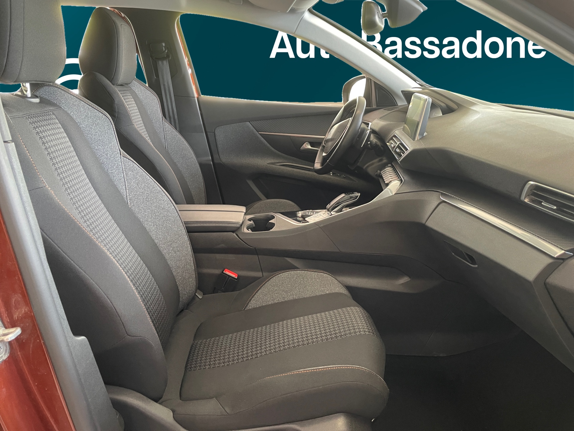 PEUGEOT 5008 2022