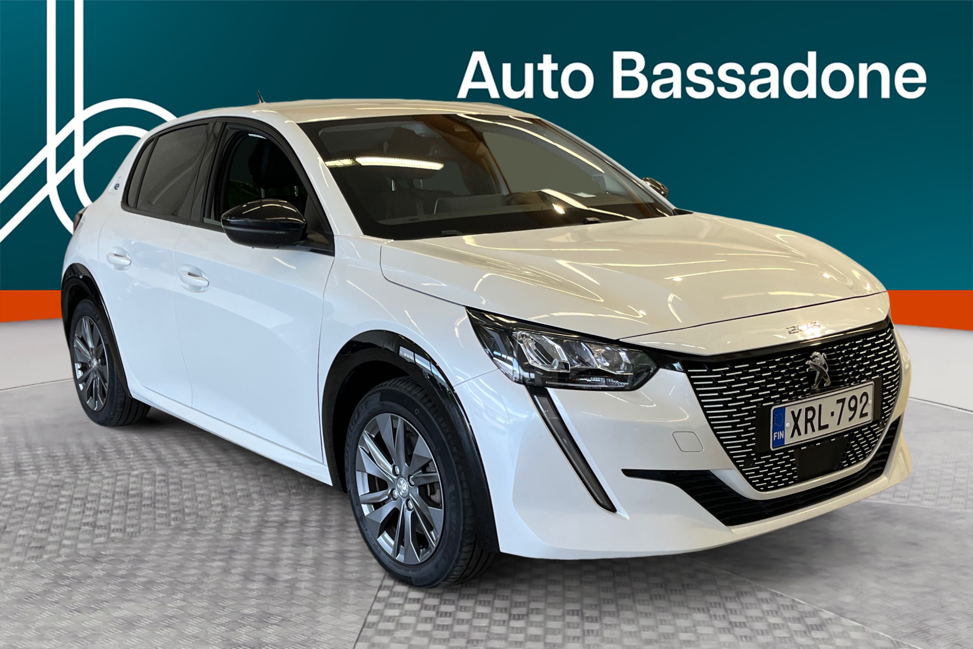 PEUGEOT e-208 2022