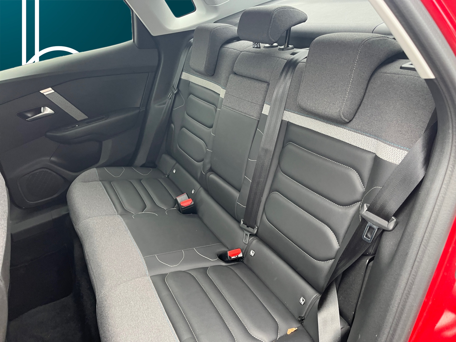 CITROEN e-C4 X 2023