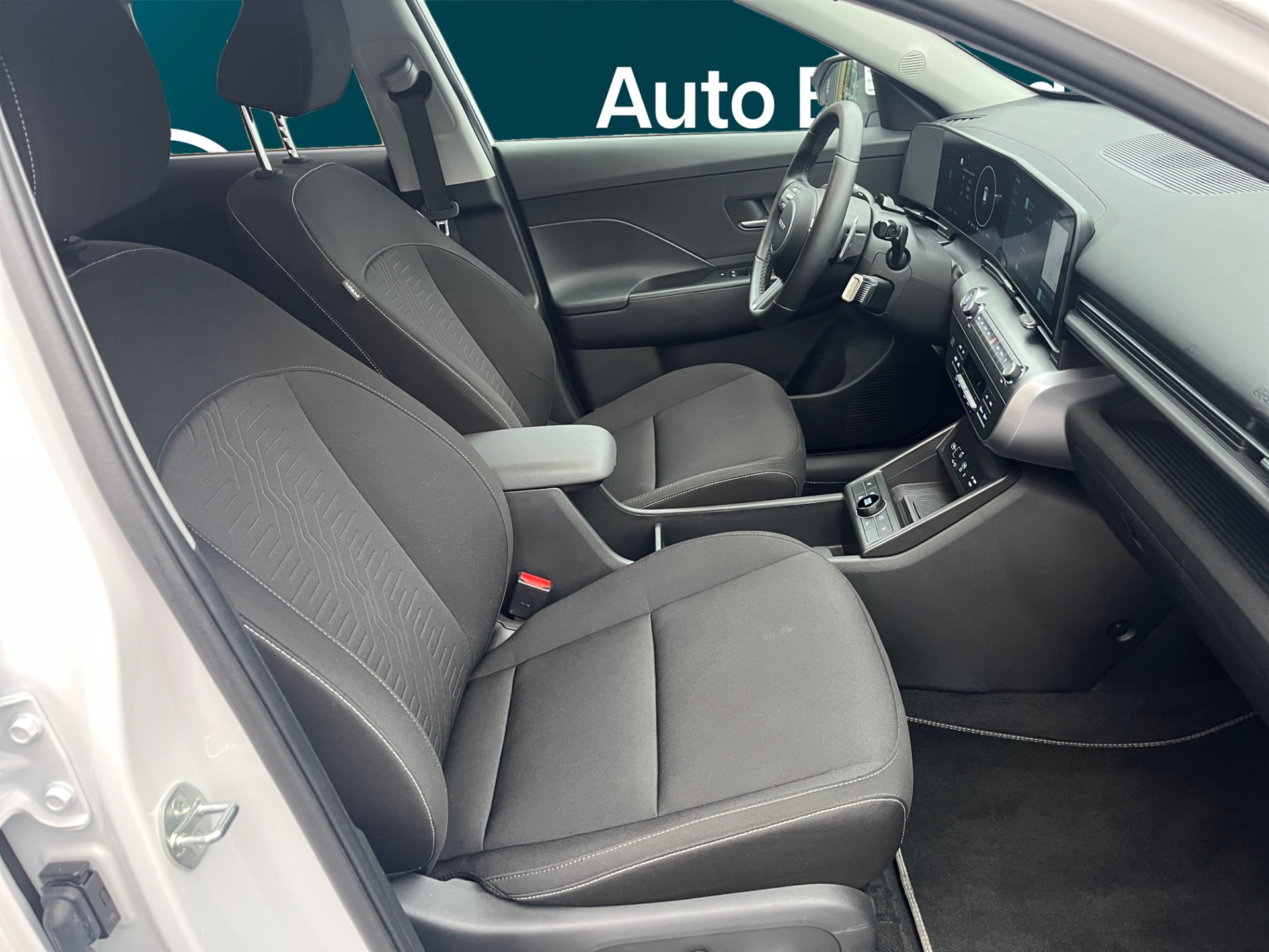 HYUNDAI Kona electric 2024