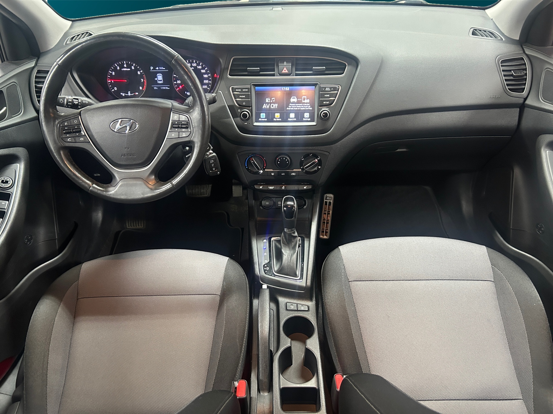 HYUNDAI i20 Hatchback 2019