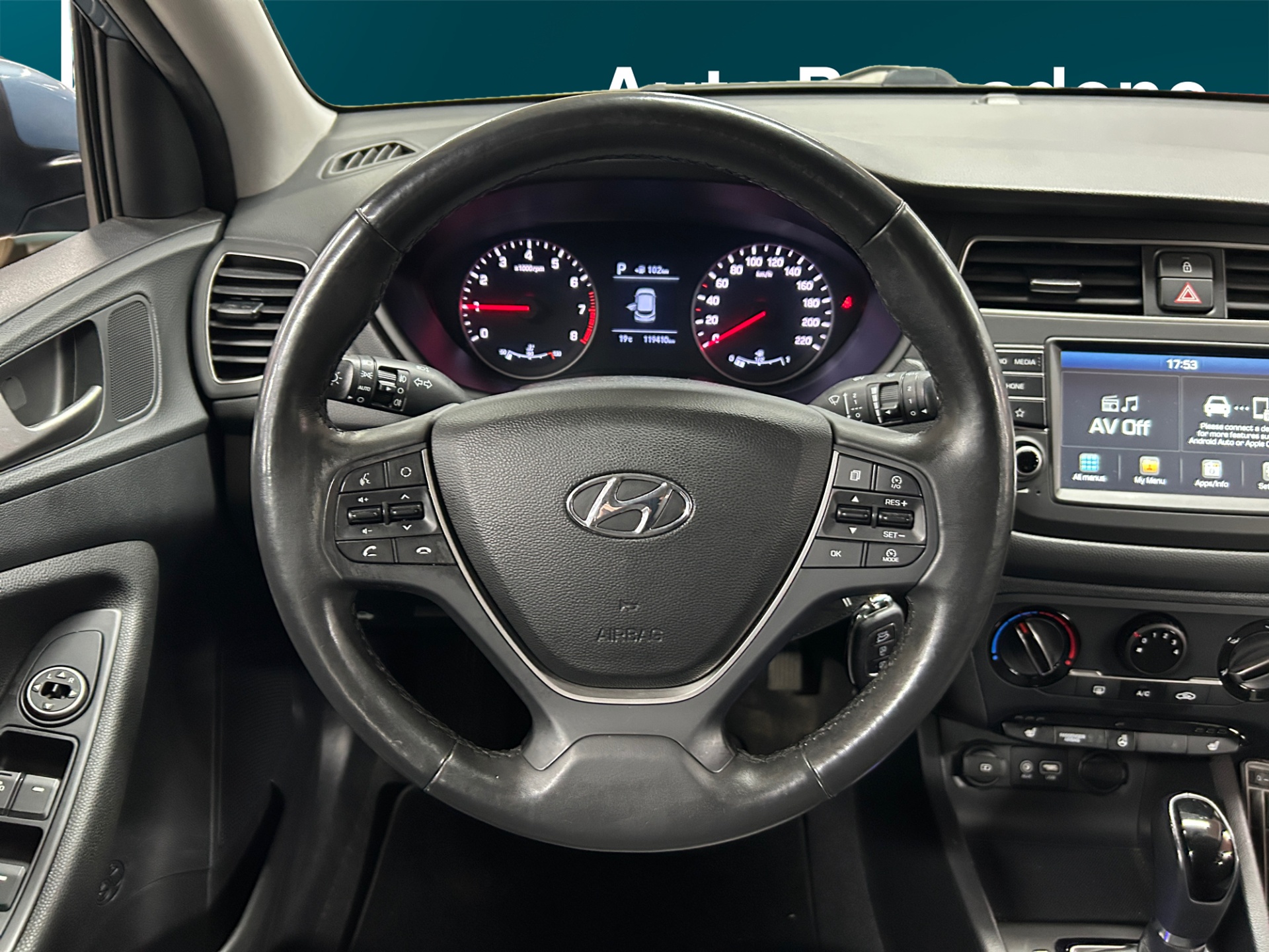 HYUNDAI i20 Hatchback 2019