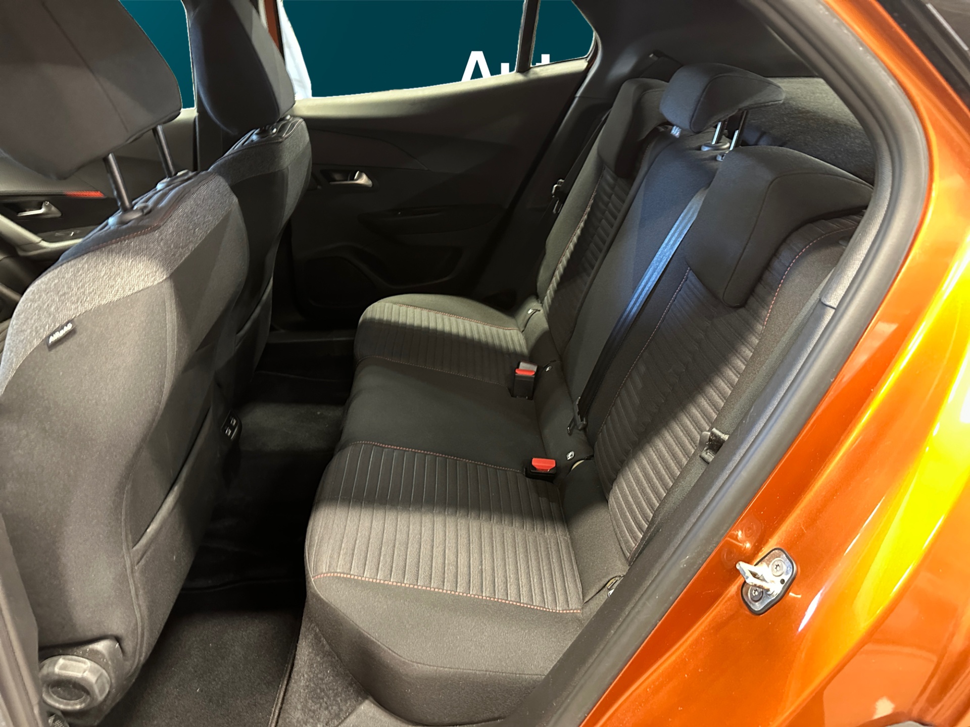 Peugeot e-2008 2023