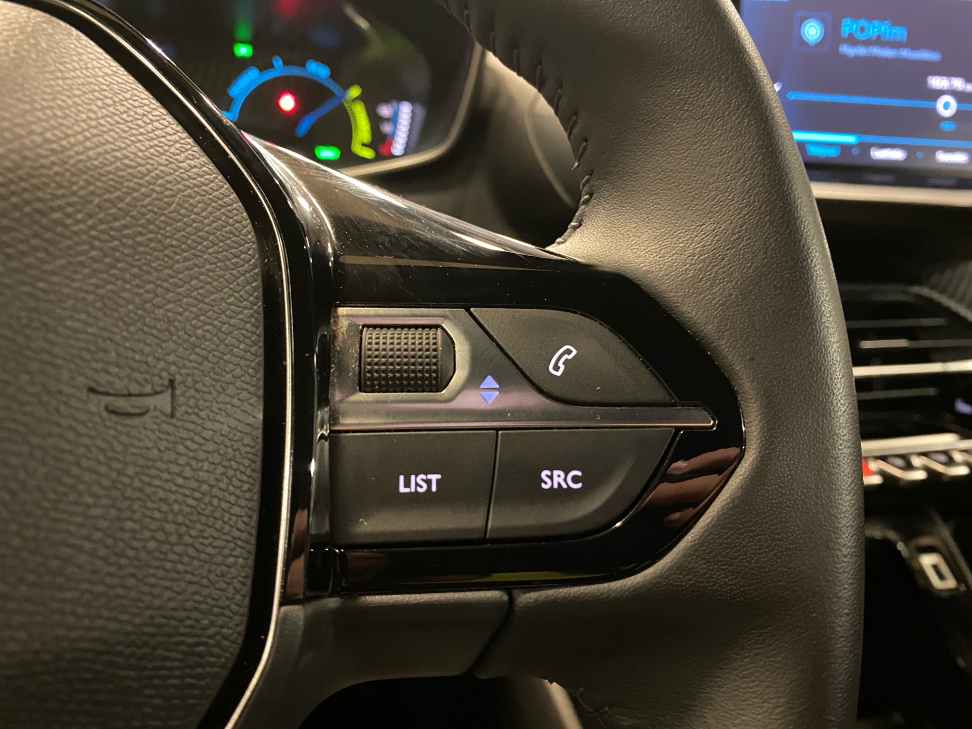 Peugeot e-2008 2023