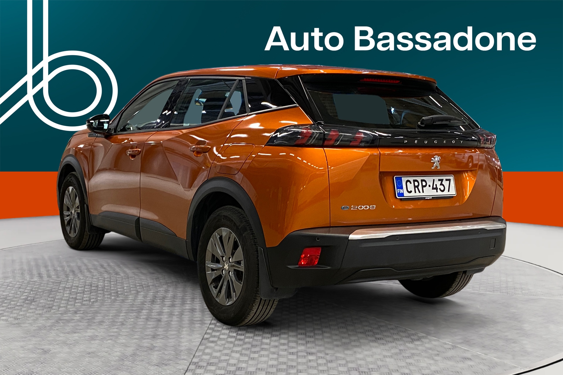 PEUGEOT e-2008 2023