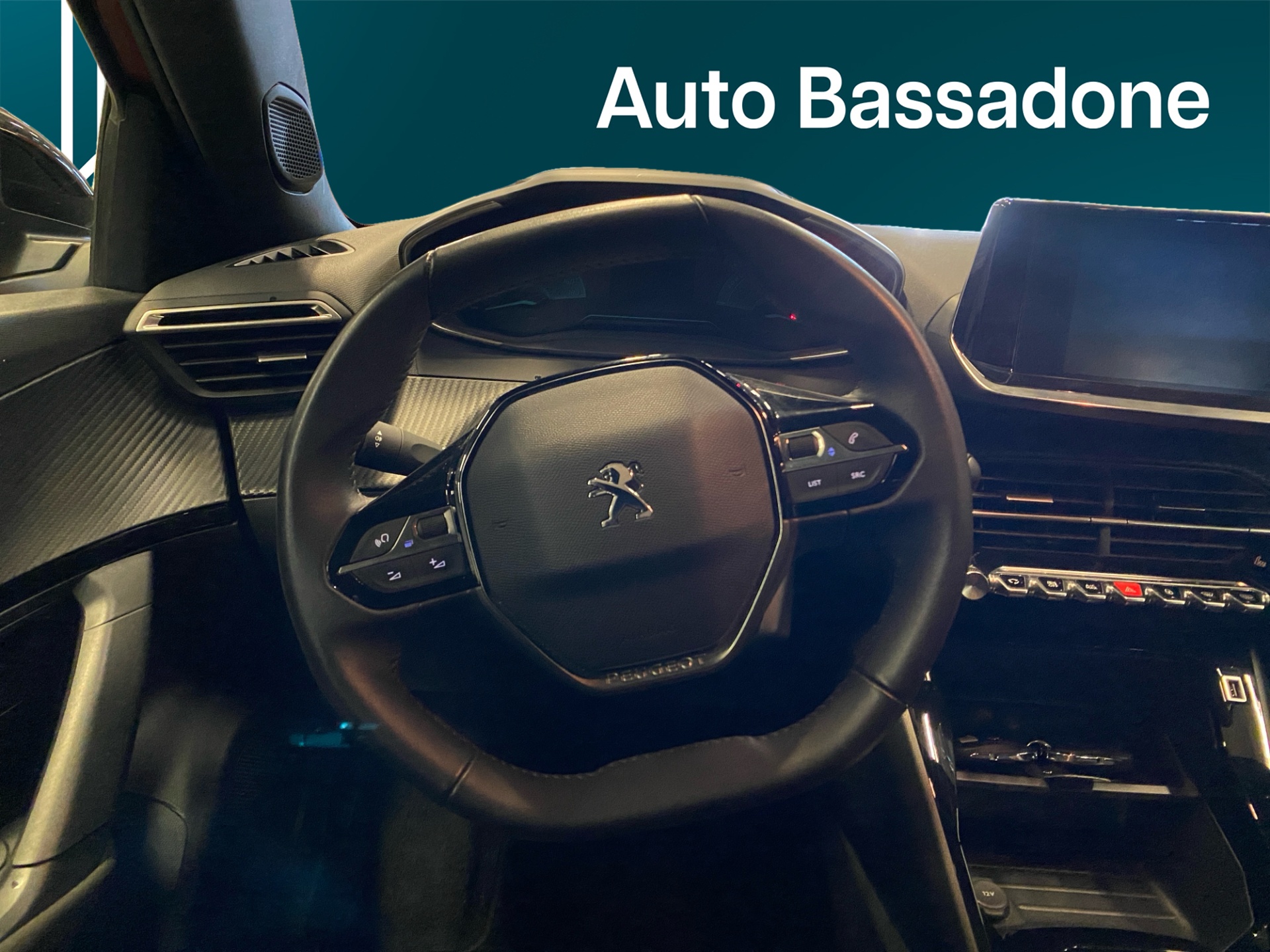 Peugeot e-2008 2023