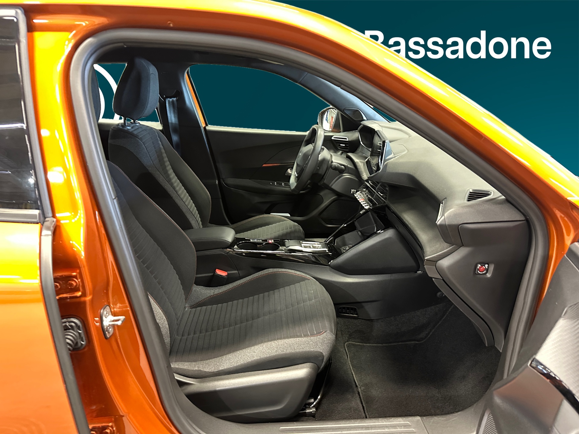 Peugeot e-2008 2023