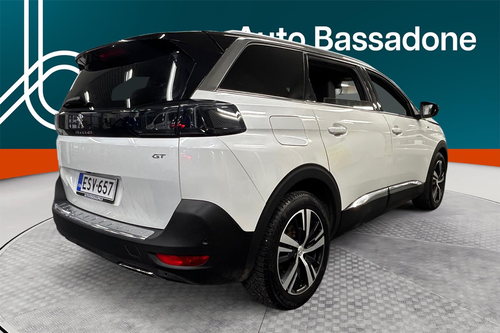 PEUGEOT 5008 2021