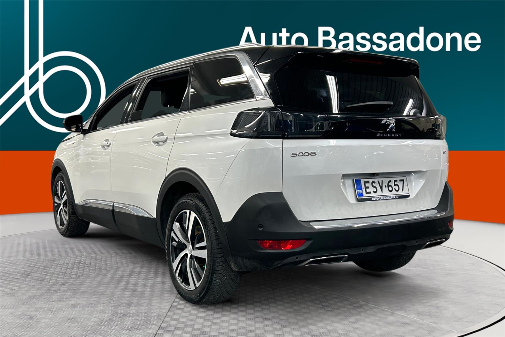 PEUGEOT 5008 2021