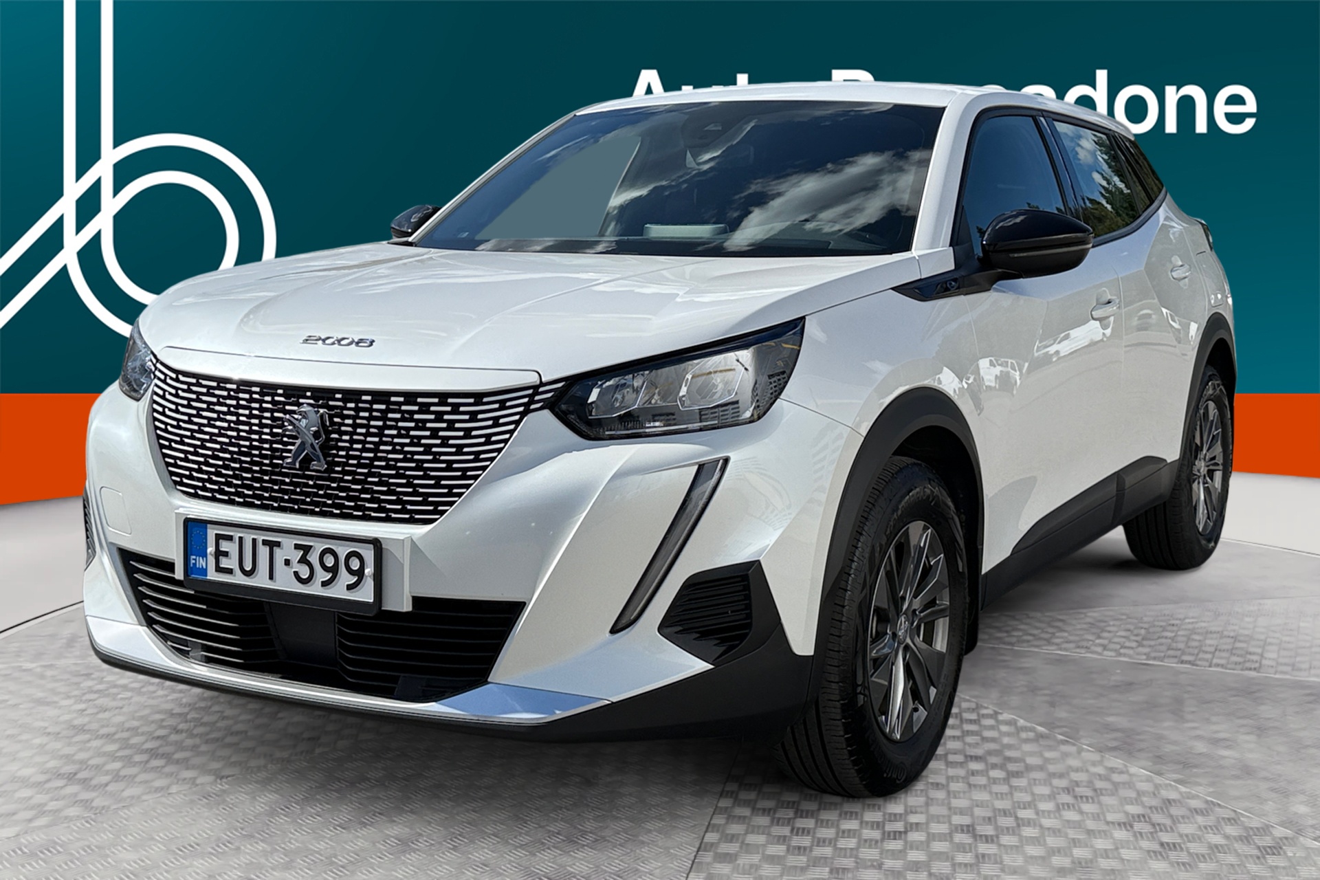 PEUGEOT e-2008 2023